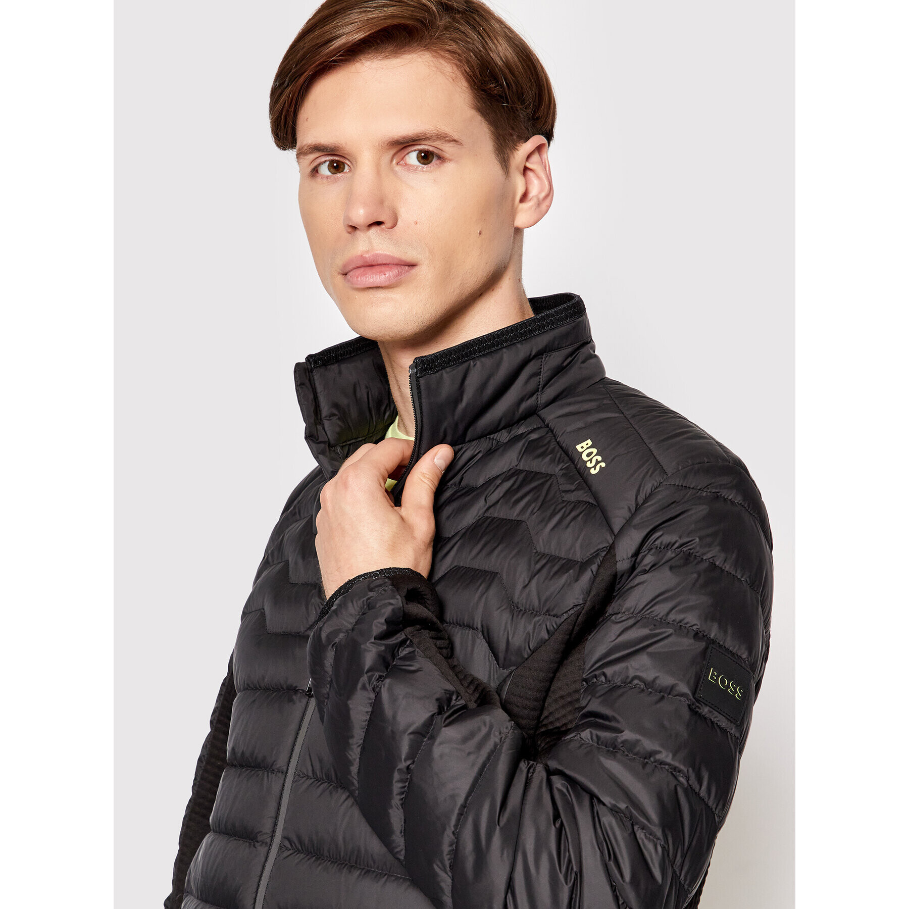 Boss Пухено яке Tiberius 50465225 Черен Regular Fit - Pepit.bg