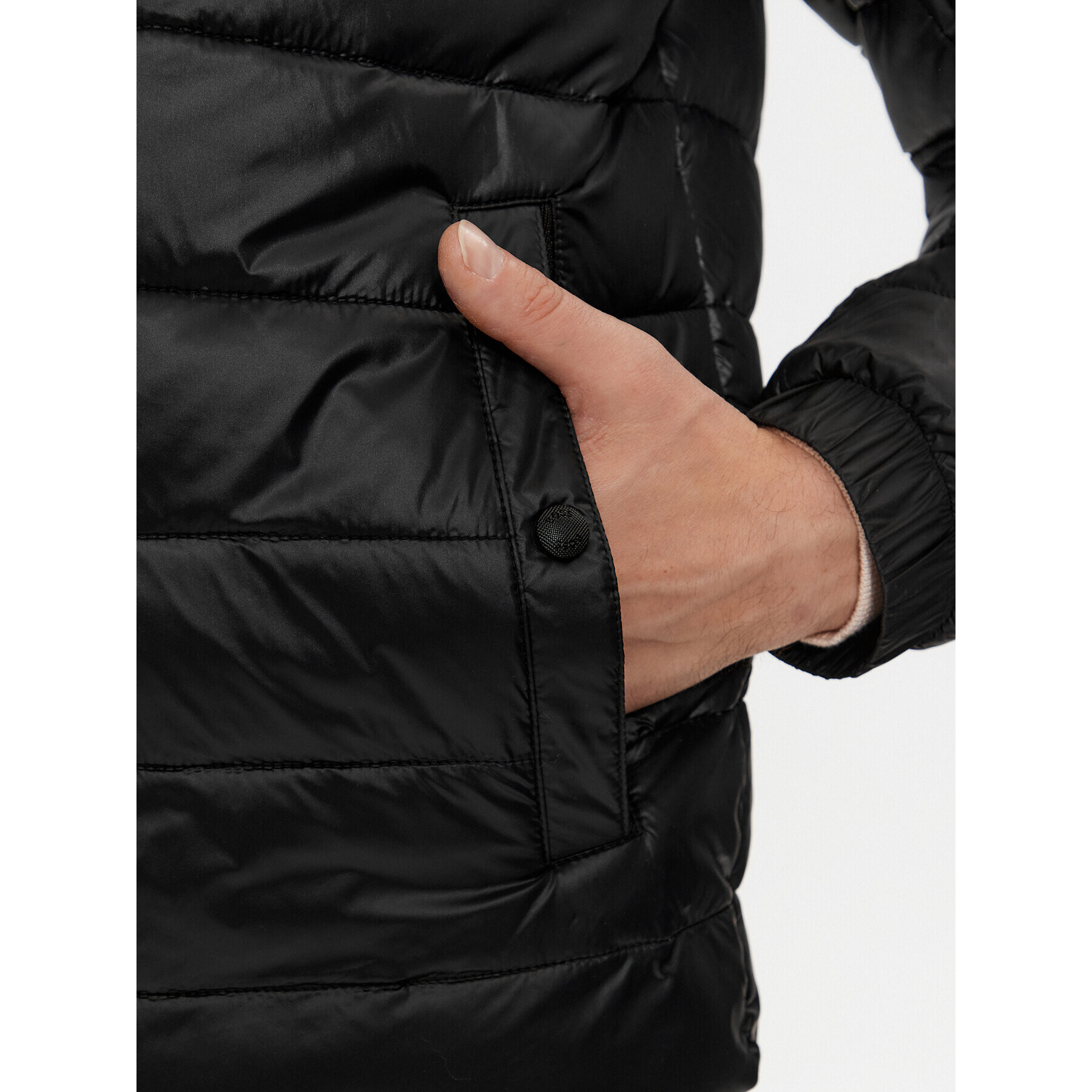 Boss Пухено яке 50496766 Черен Regular Fit - Pepit.bg
