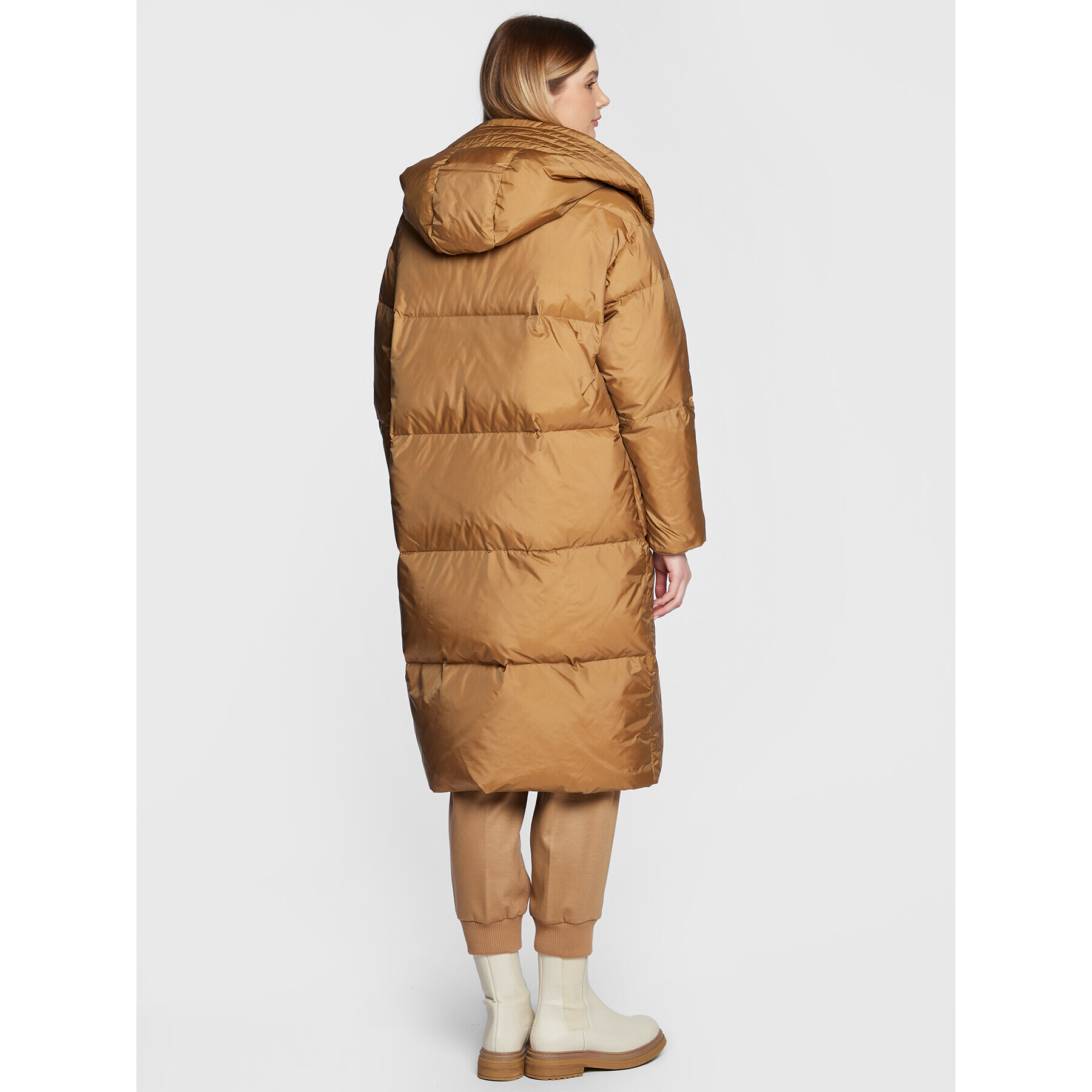 Boss Пухено яке C_Priolina 50479492 Бежов Regular Fit - Pepit.bg
