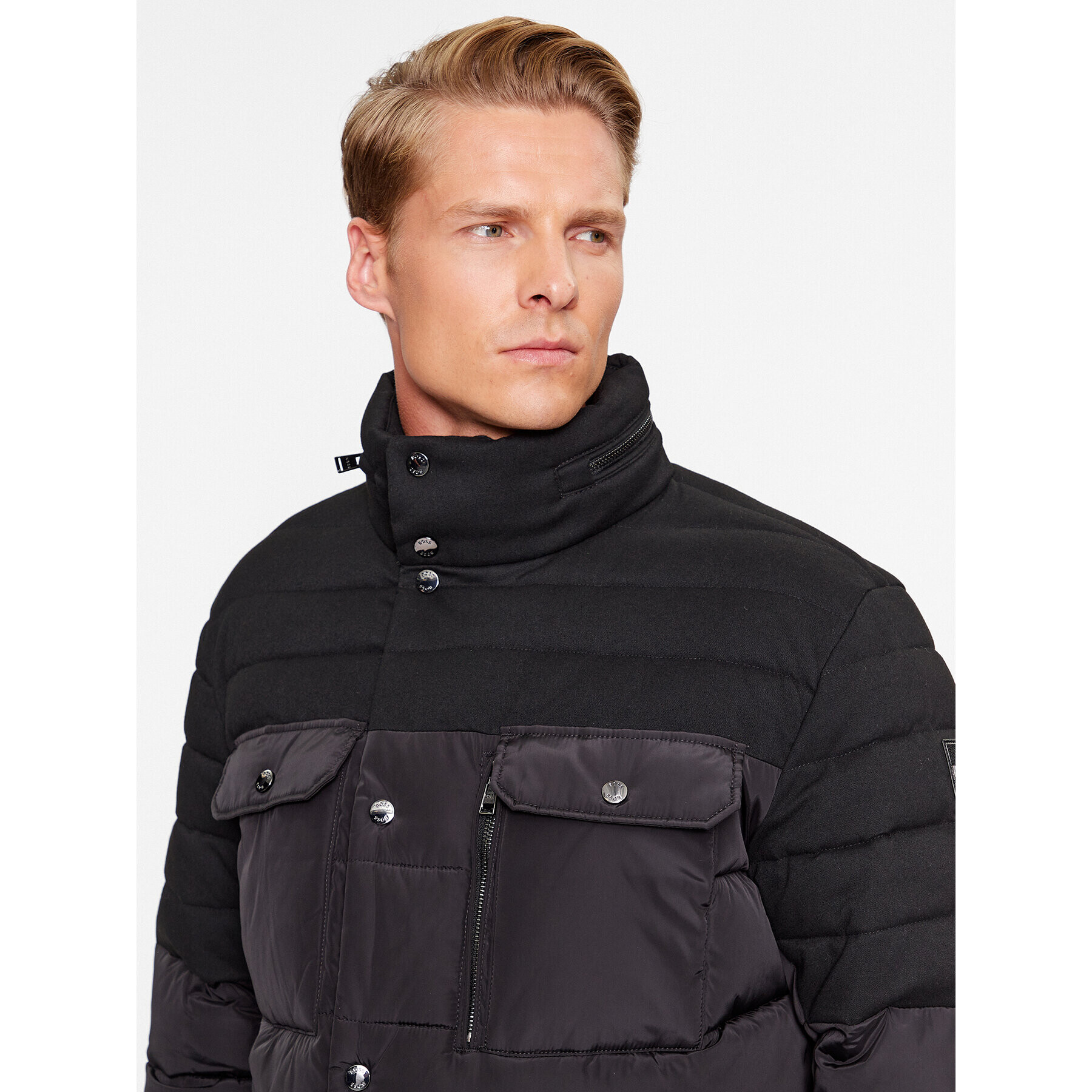 Boss Пухено яке Celinto 50497841 Черен Regular Fit - Pepit.bg
