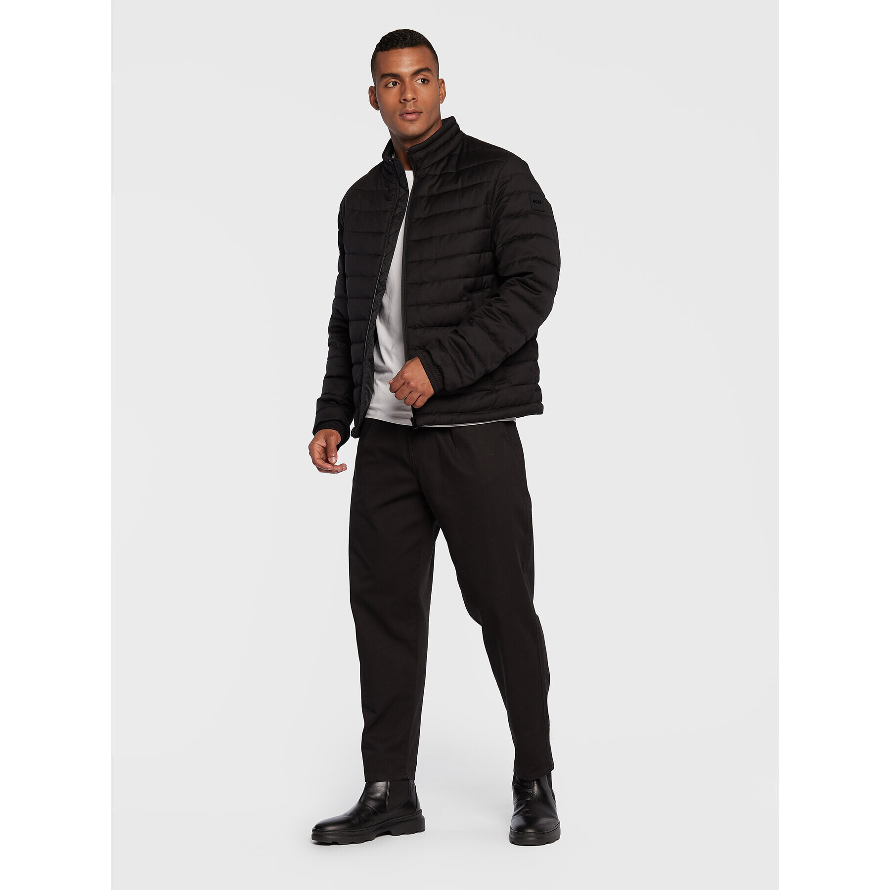 Boss Пухено яке Chorus 50479640 Черен Regular Fit - Pepit.bg