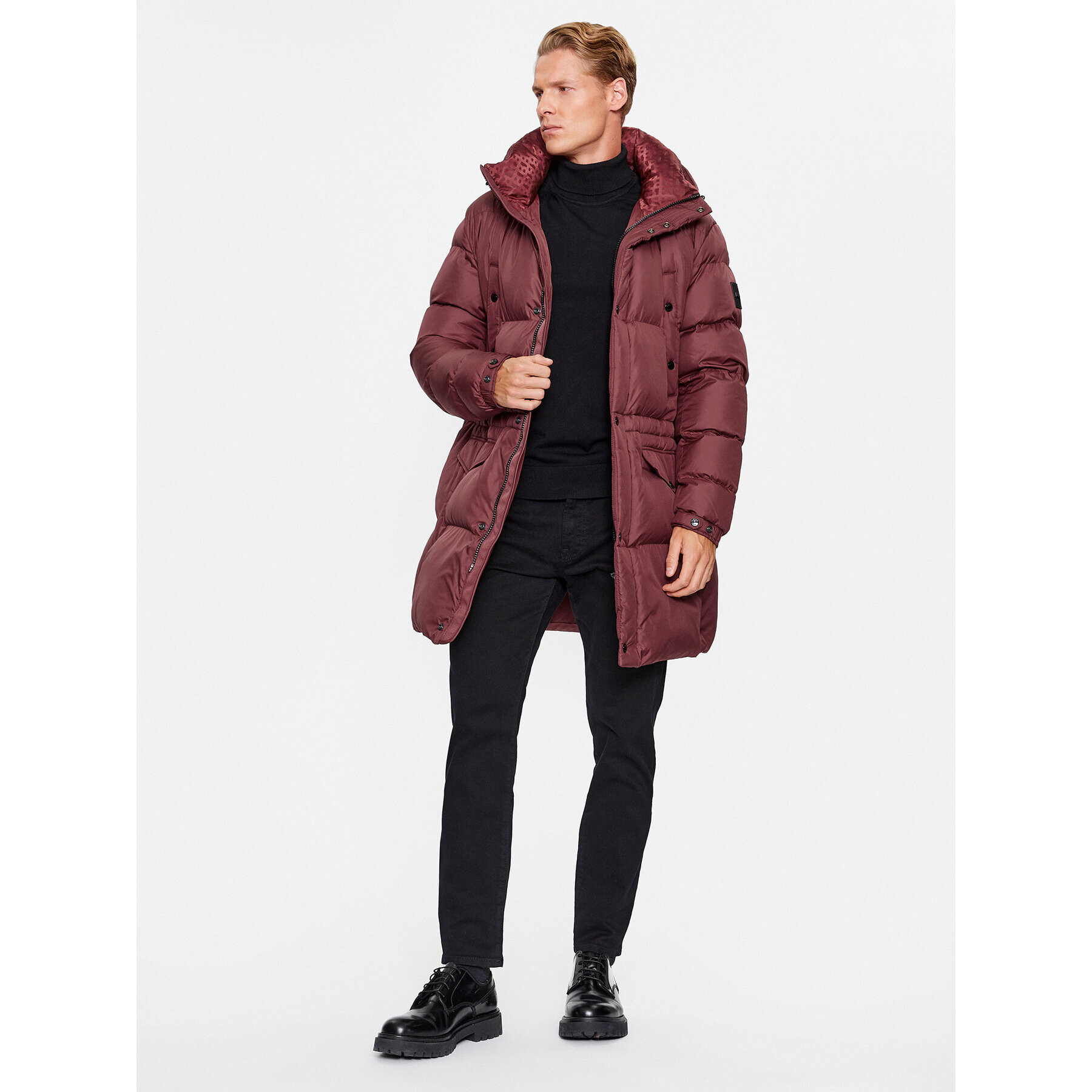 Boss Пухено яке Condolo 50498000 Червен Regular Fit - Pepit.bg