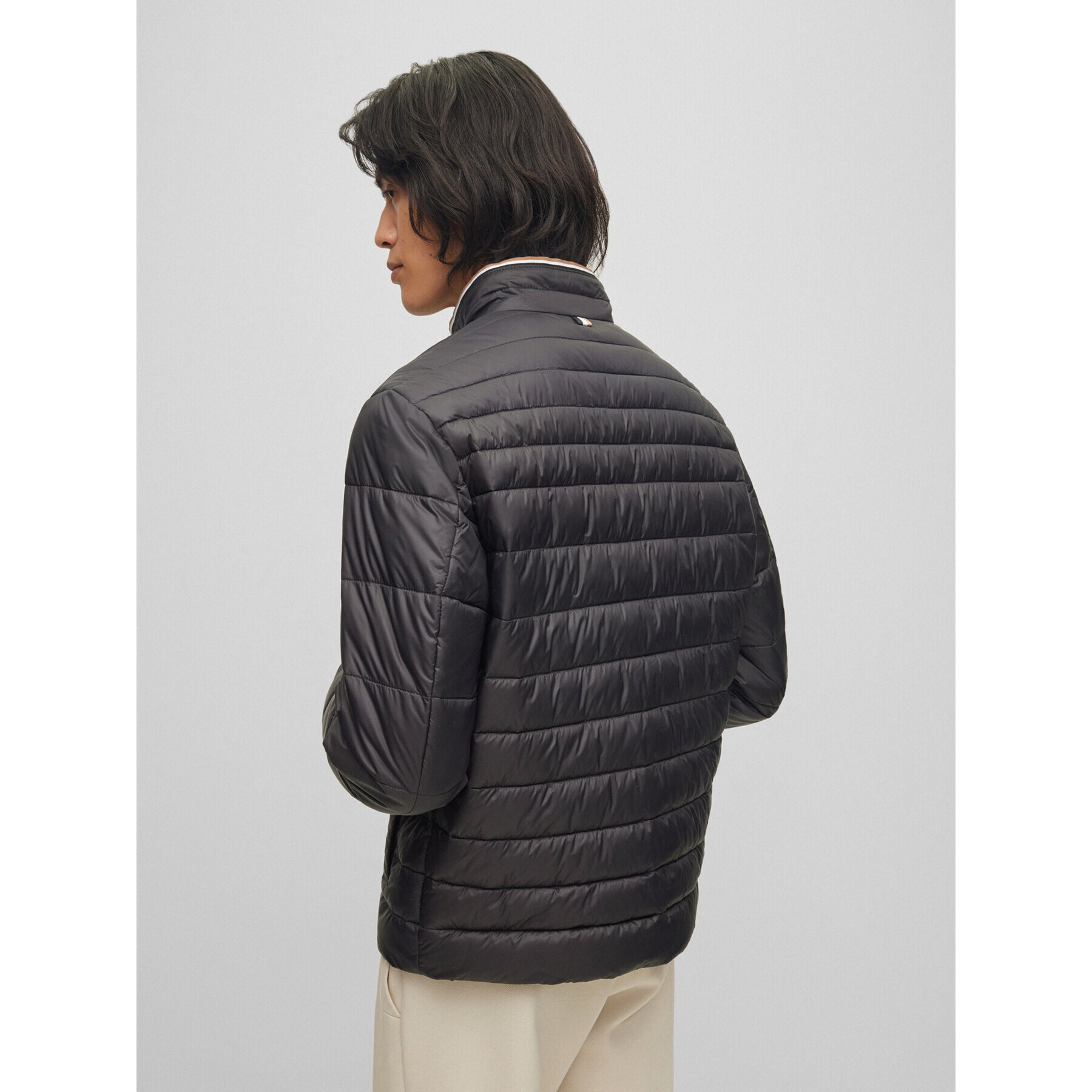 Boss Пухено яке Darolus 50464308 Черен Regular Fit - Pepit.bg