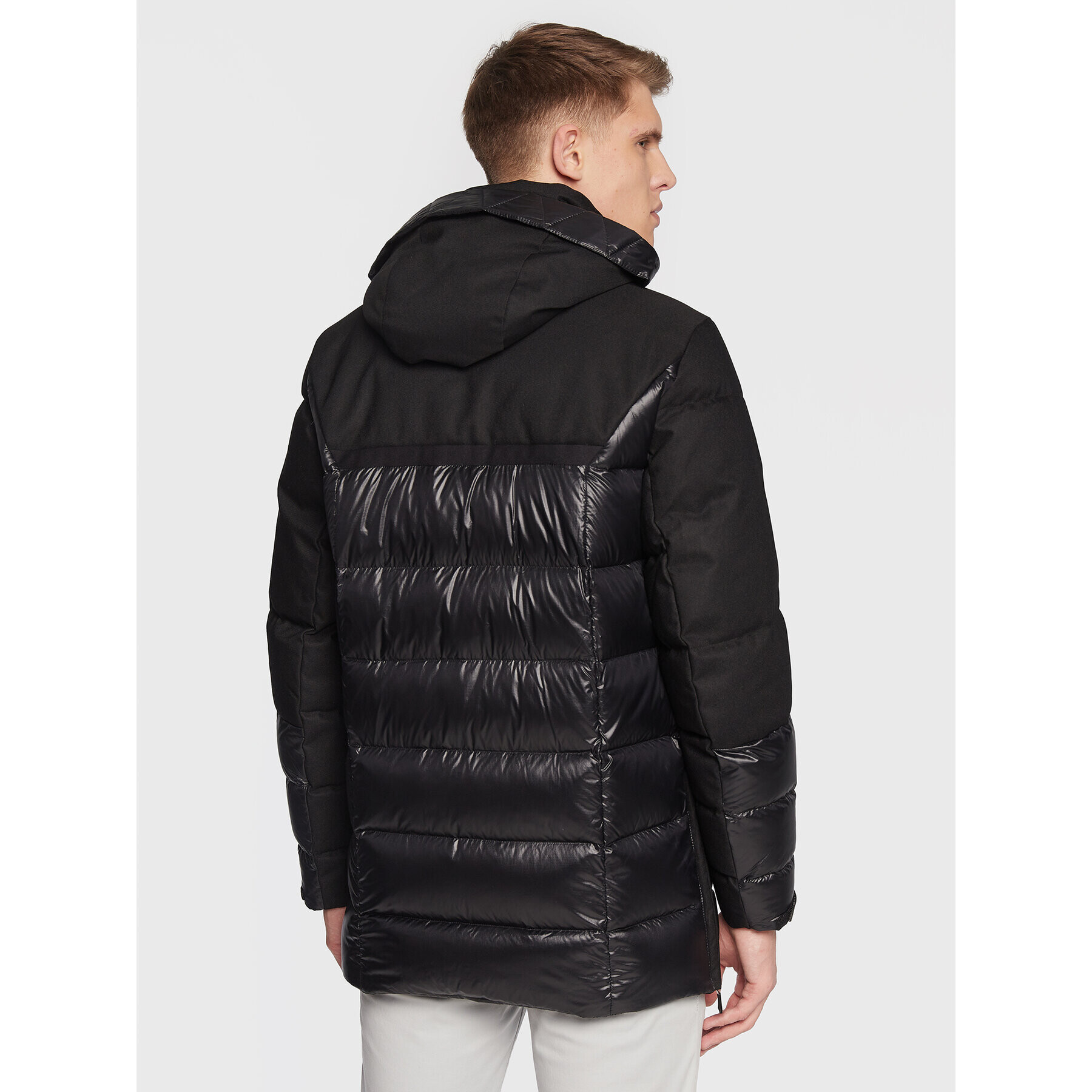 Boss Пухено яке J_Arviko 50475013 Черен Regular Fit - Pepit.bg