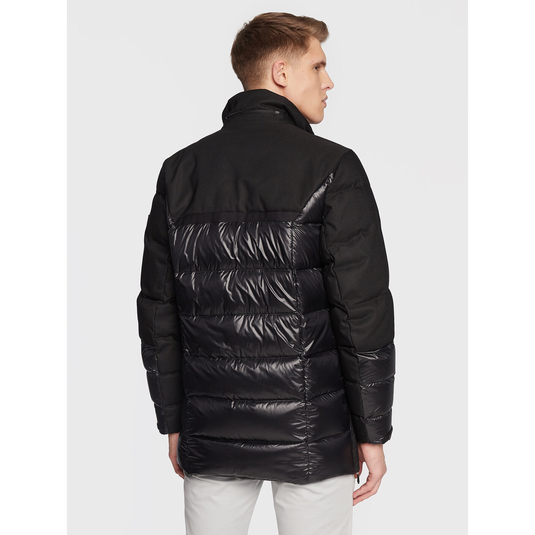 Boss Пухено яке J_Arviko 50475013 Черен Regular Fit - Pepit.bg