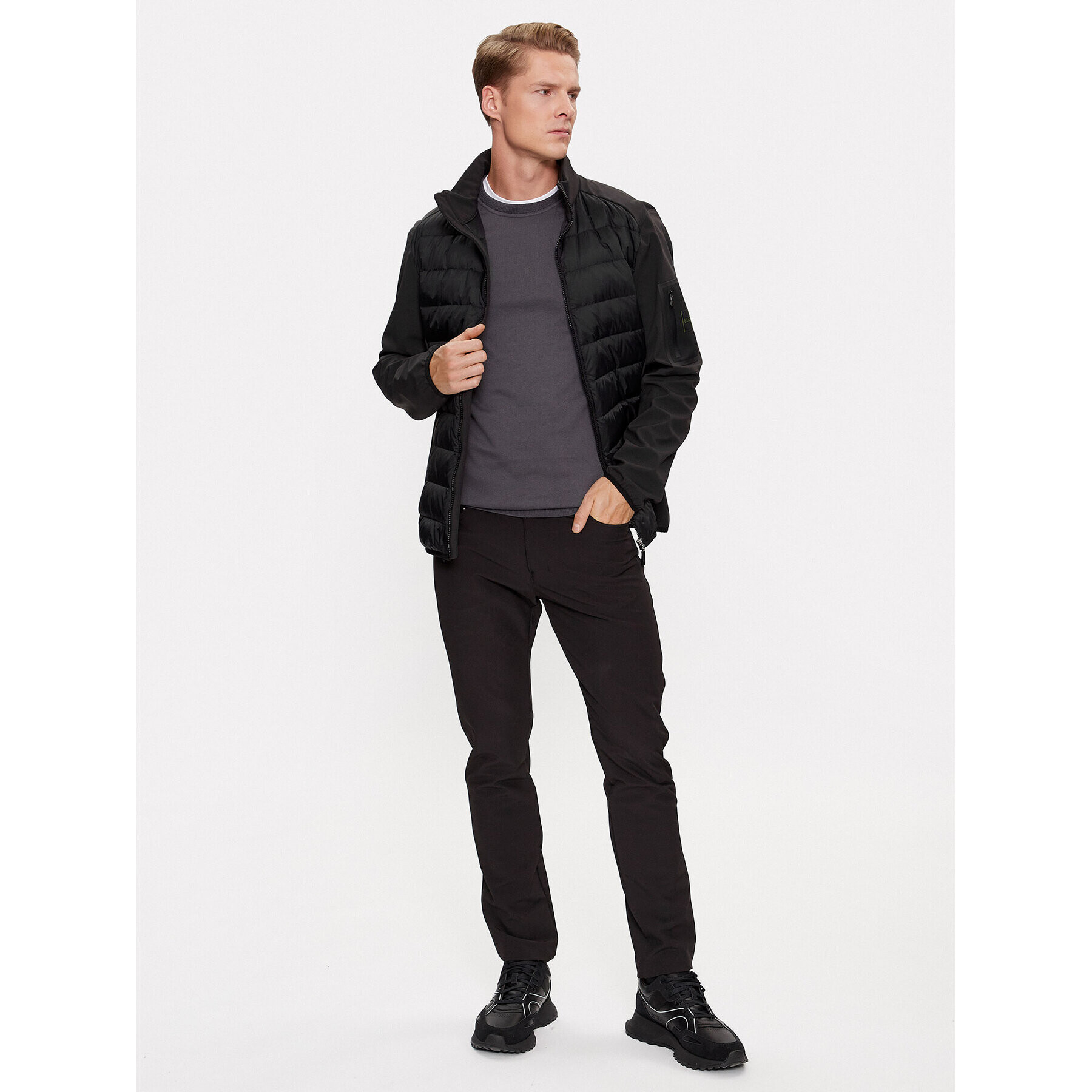 Boss Пухено яке J_Solana 50501448 Черен Regular Fit - Pepit.bg
