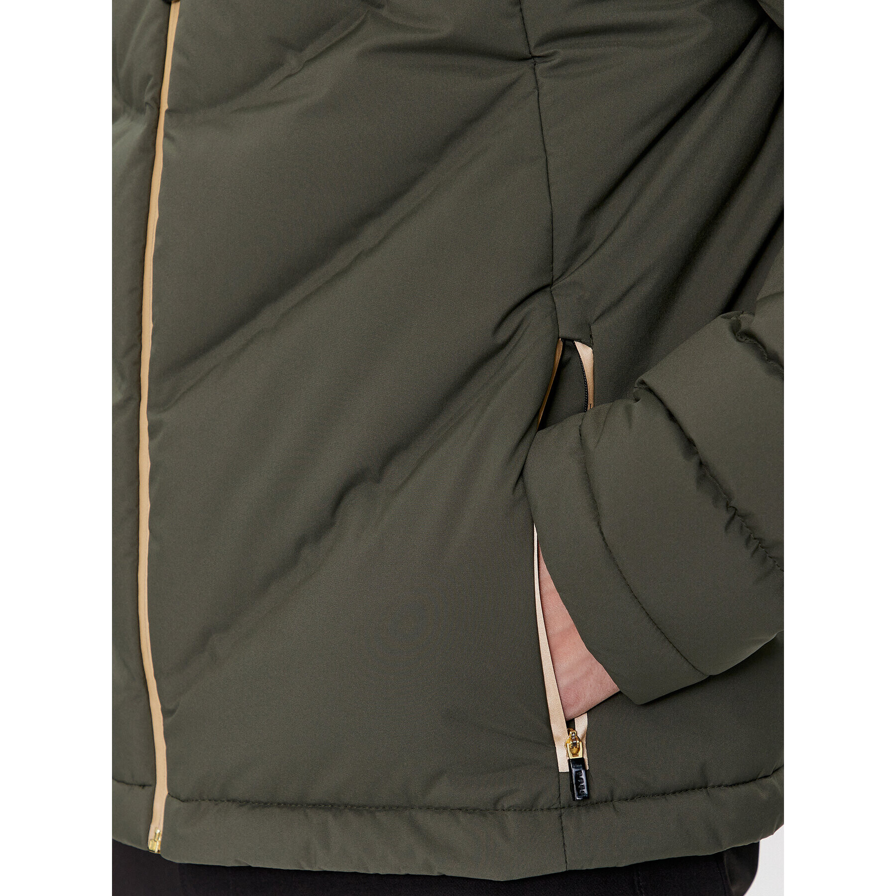 Boss Пухено яке J_Titanium 50505233 Зелен Regular Fit - Pepit.bg