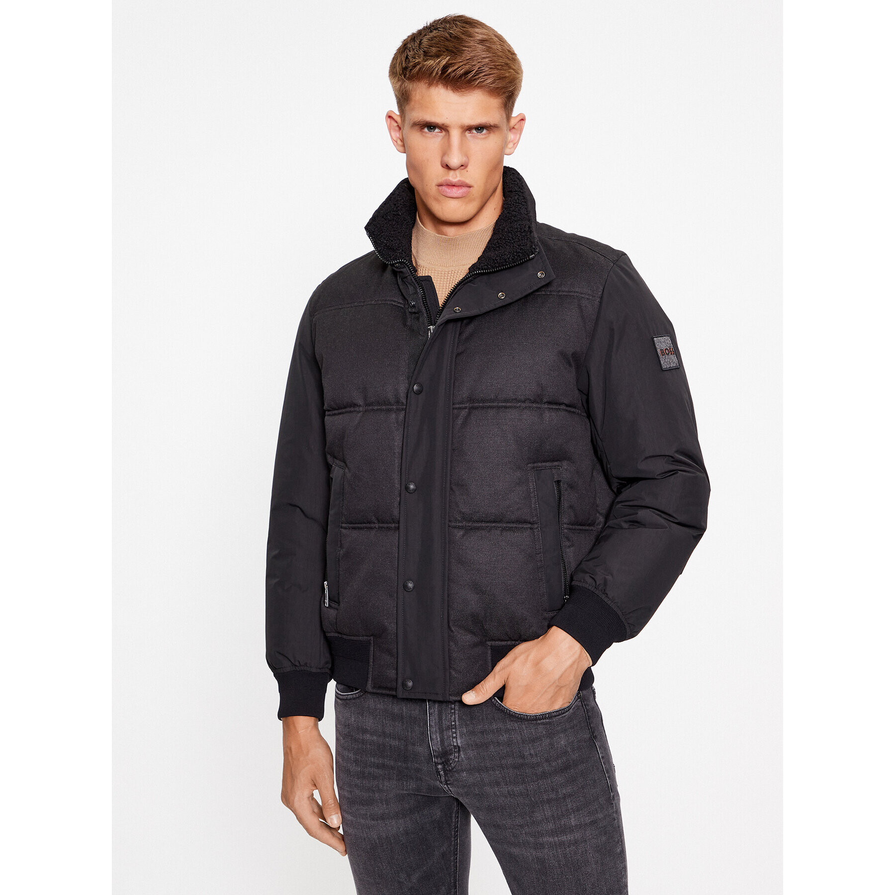 Boss Пухено яке Oglitch 50504445 Черен Relaxed Fit - Pepit.bg