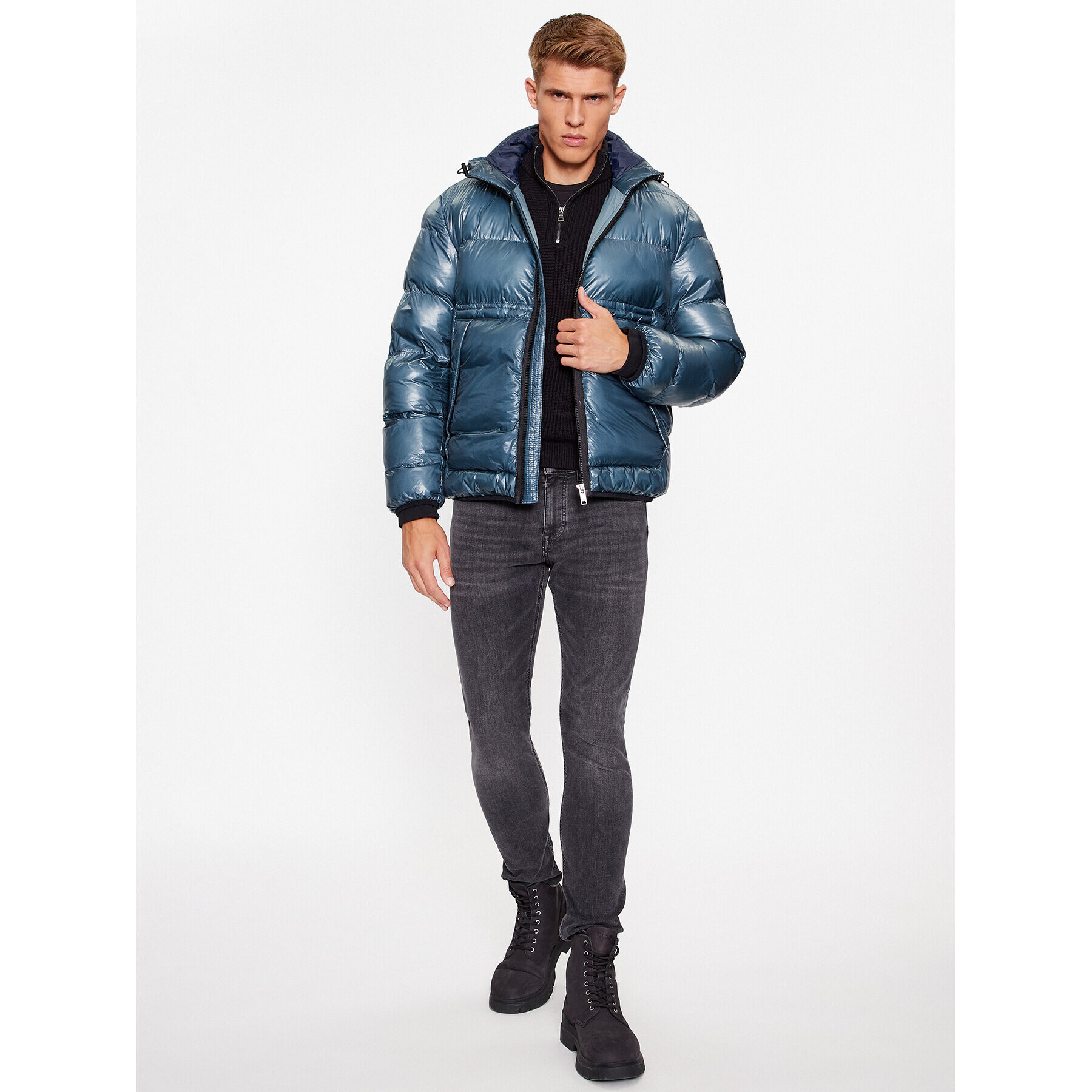 Boss Пухено яке Okobra 50498234 Зелен Regular Fit - Pepit.bg