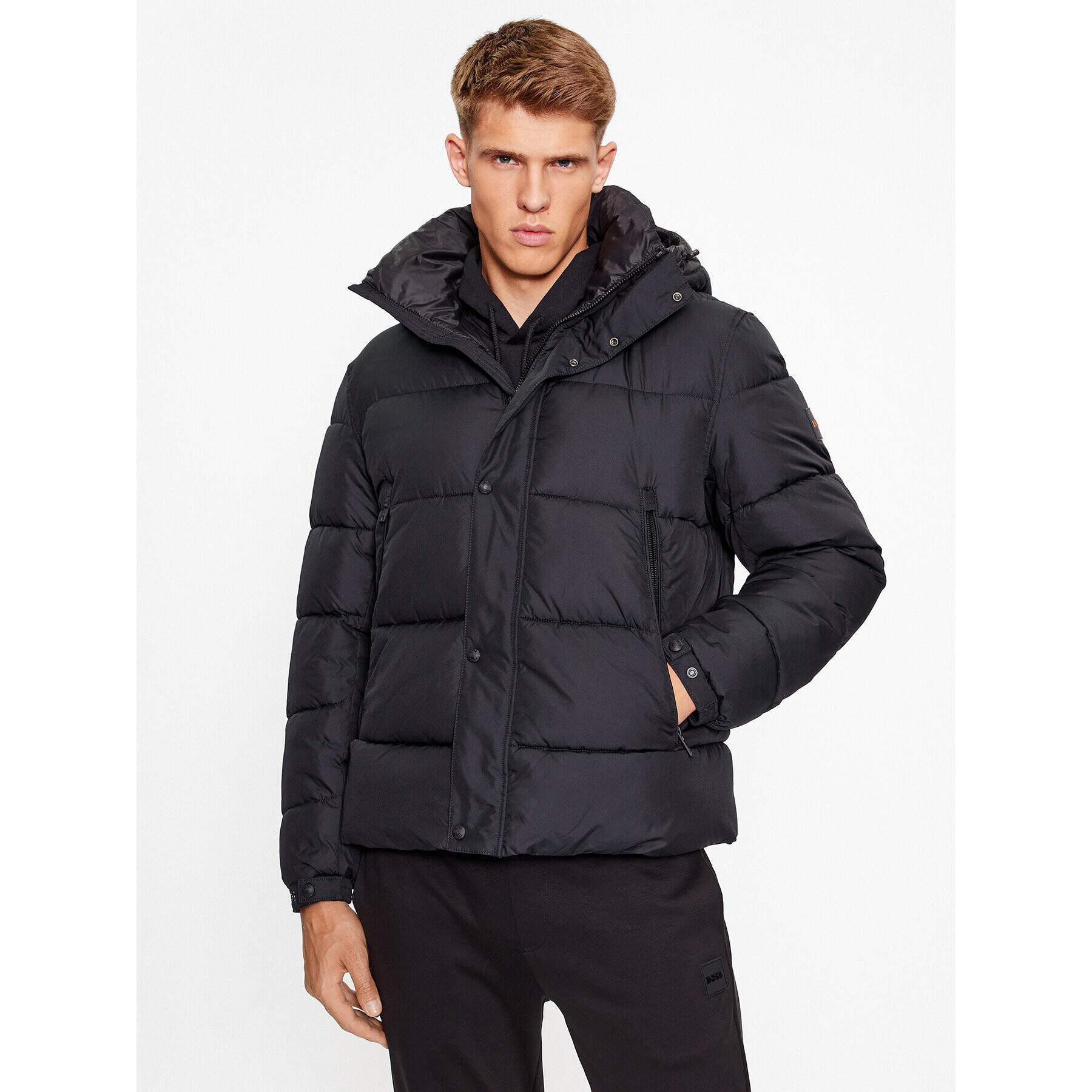 Boss Пухено яке Omaris 50499542 Черен Regular Fit - Pepit.bg
