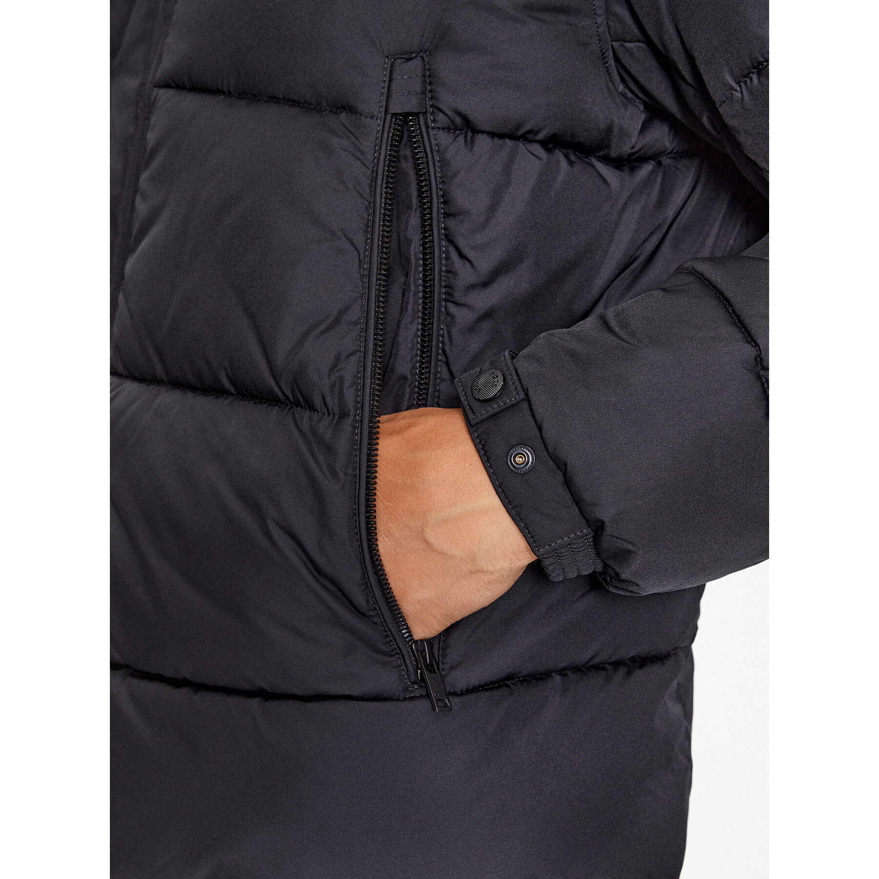 Boss Пухено яке Omaris 50499542 Черен Regular Fit - Pepit.bg