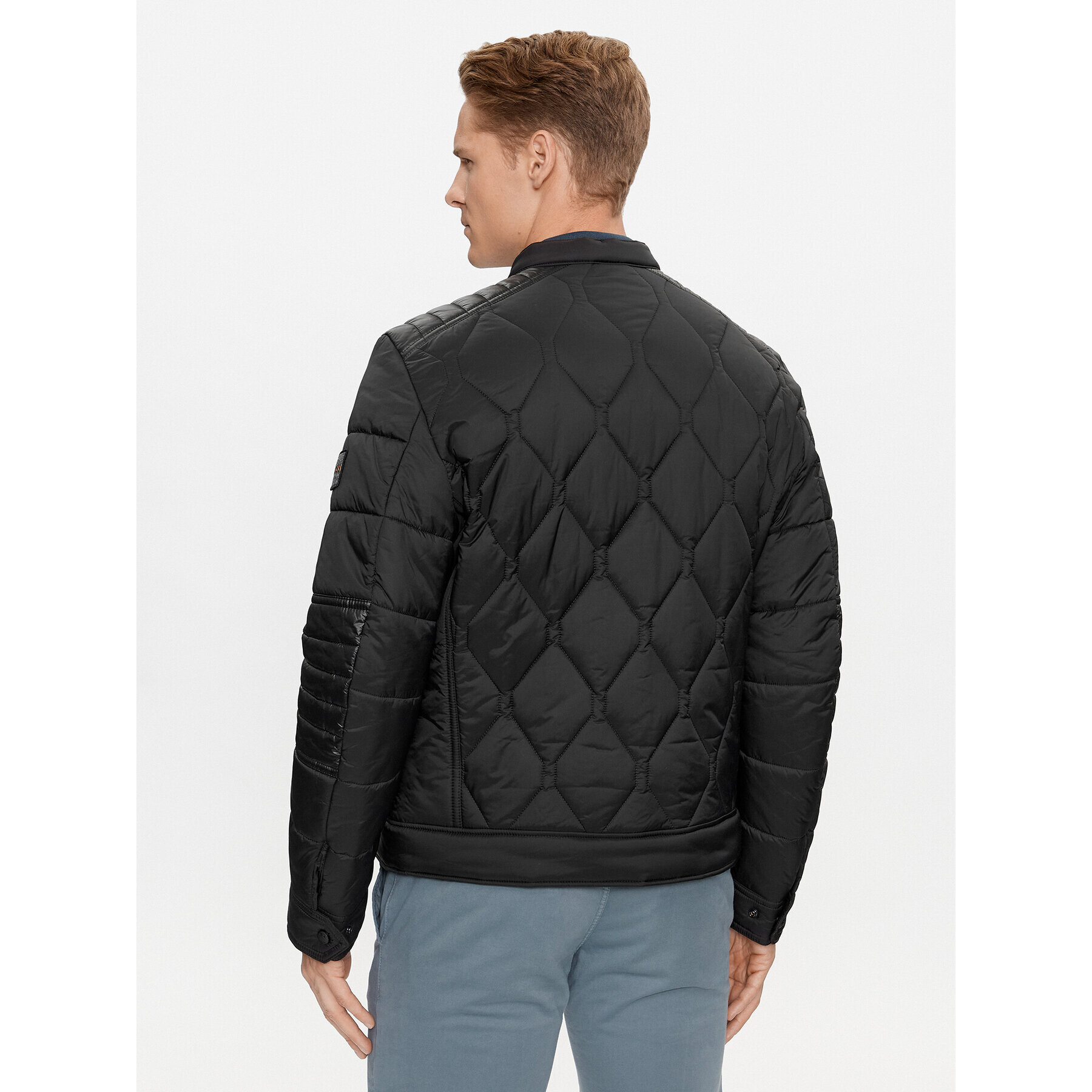 Boss Пухено яке Orace 50498609 Черен Regular Fit - Pepit.bg