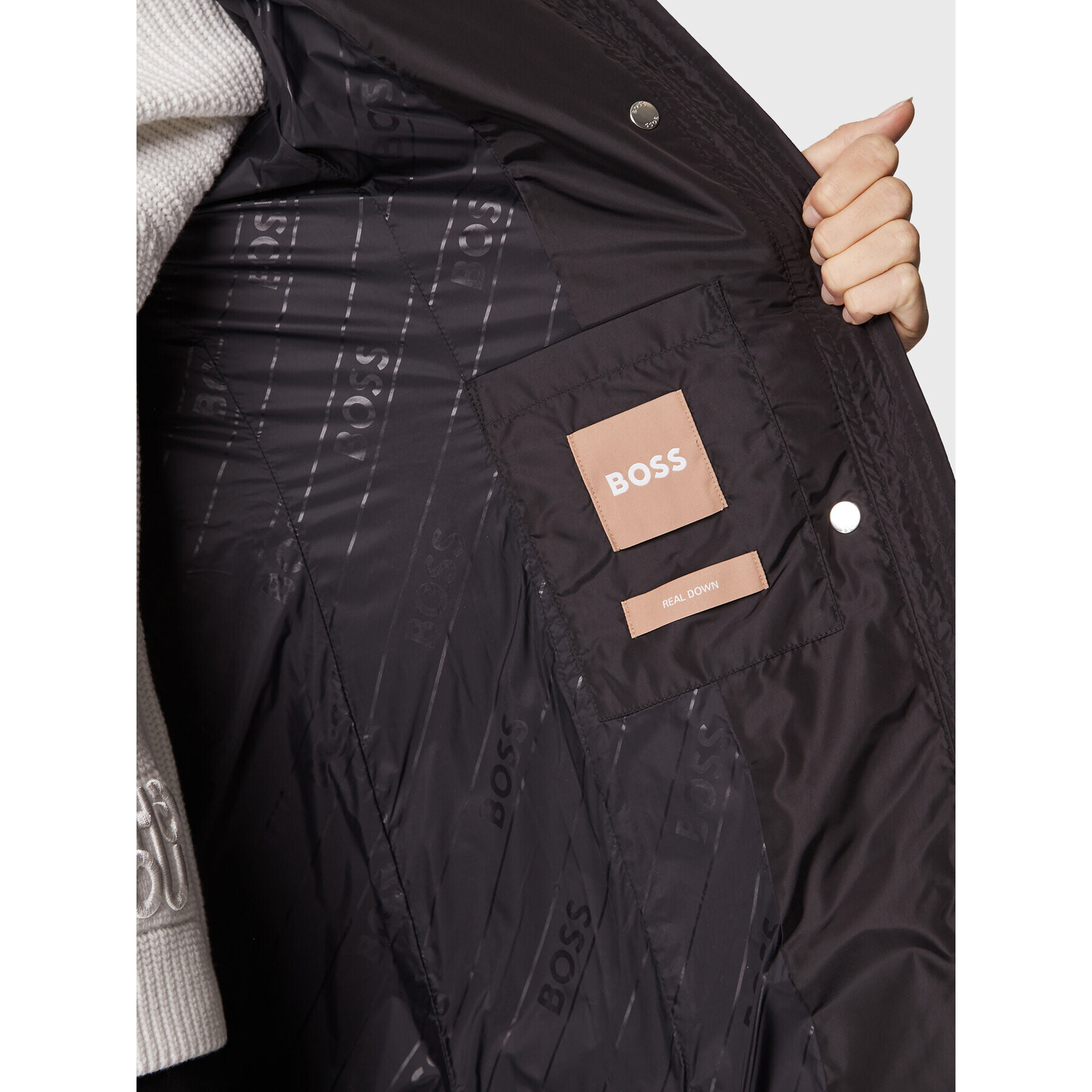 Boss Пухено яке Patantan3 50478144 Черен Regular Fit - Pepit.bg