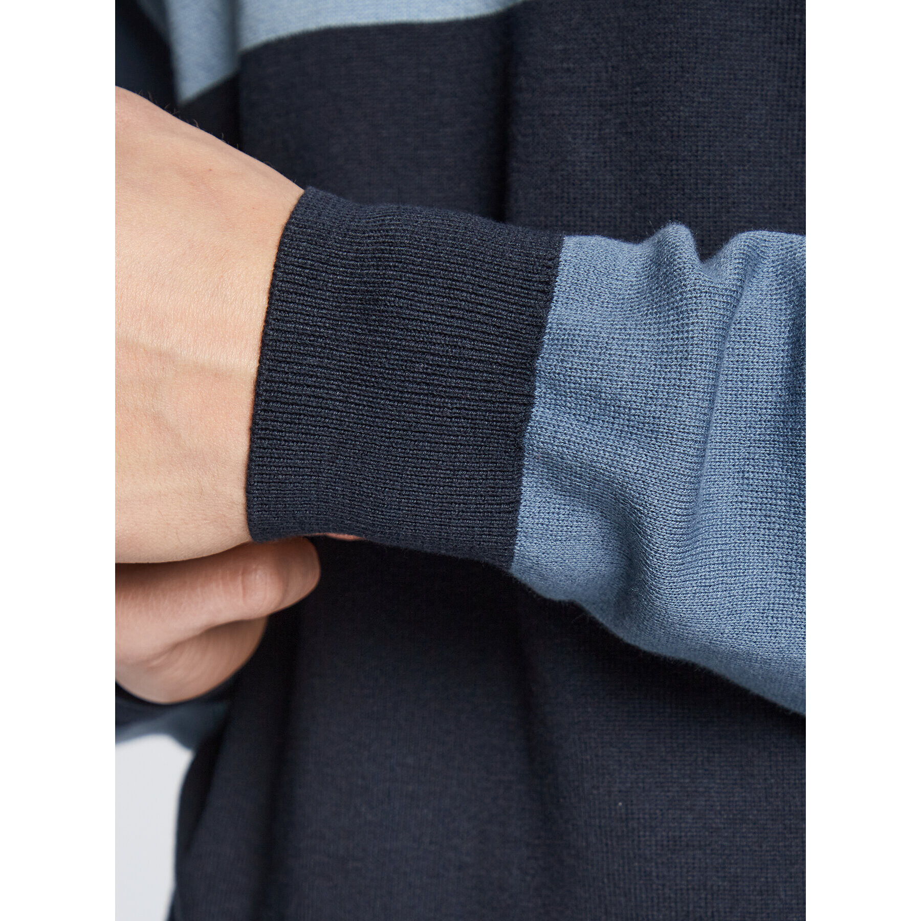 Boss Пуловер Laccus 50477373 Тъмносин Regular Fit - Pepit.bg