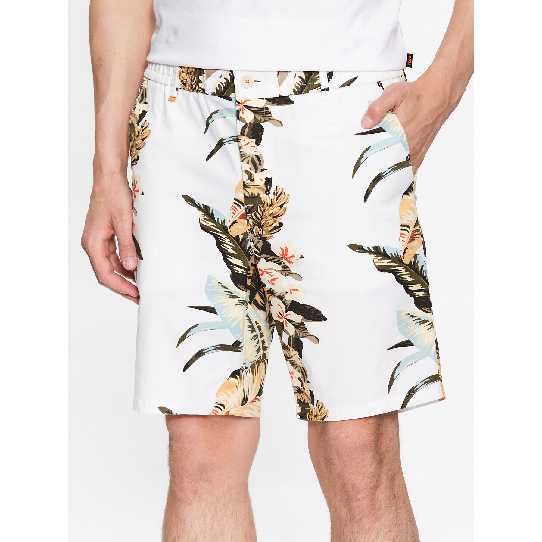 Boss Шорти от плат Taber 50489123 Бял Regular Fit - Pepit.bg