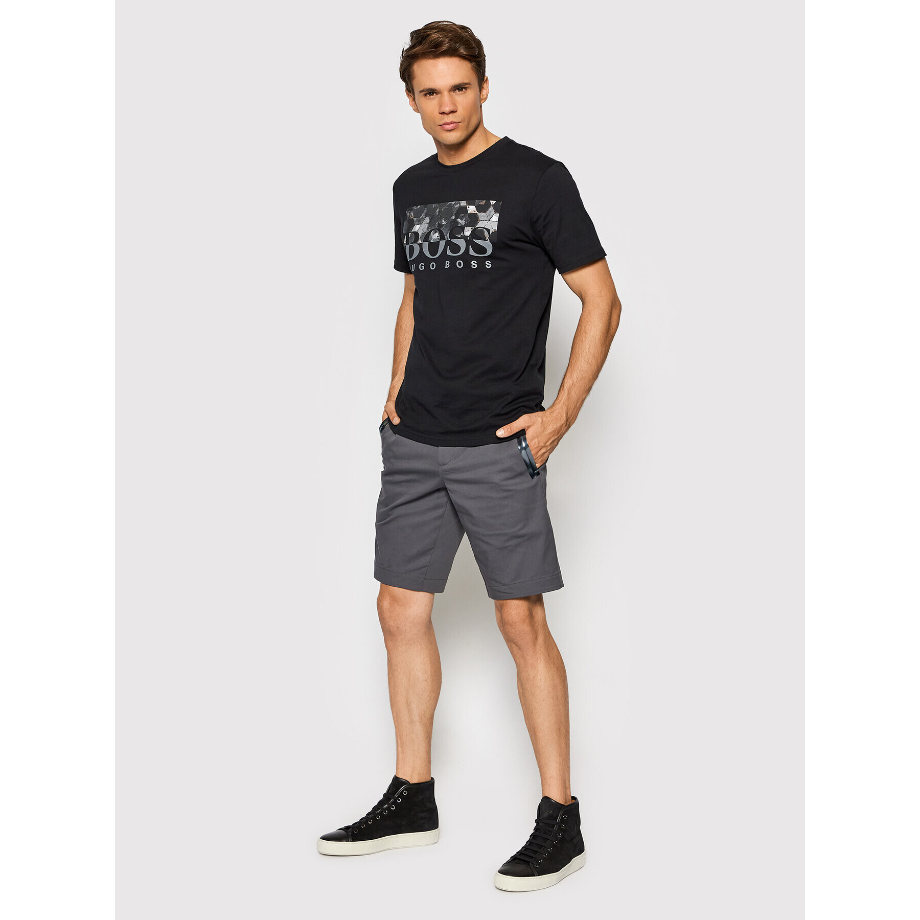 Boss Шорти от плат Liem4-10 50423114 Сив Slim Fit - Pepit.bg