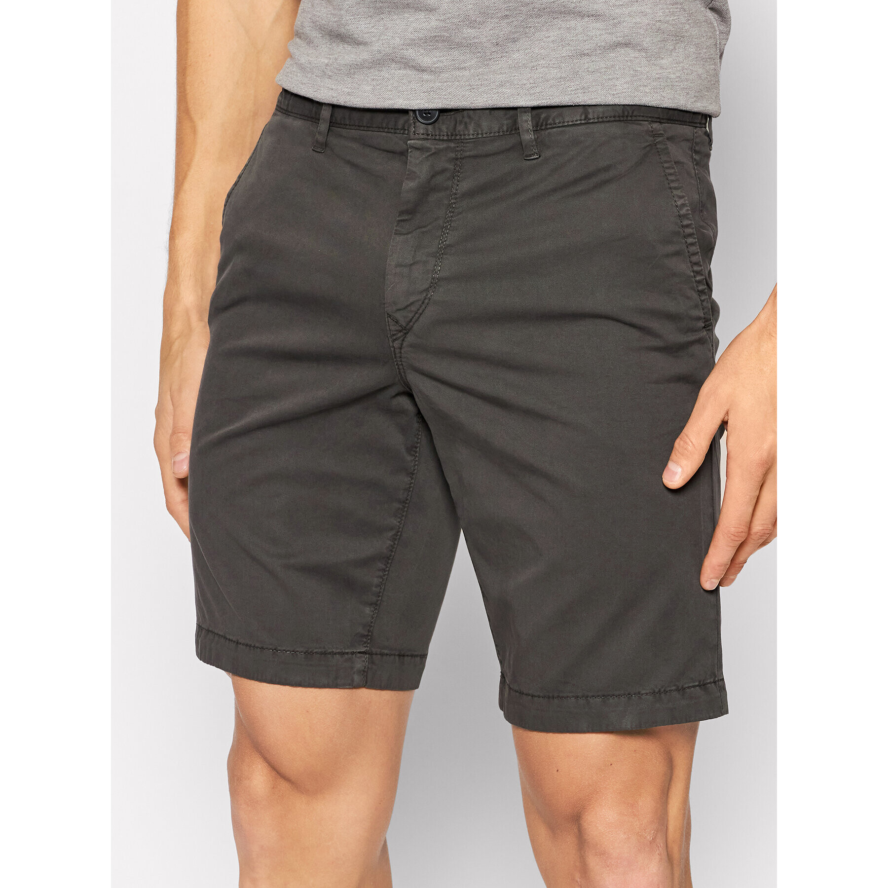 Boss Шорти от плат Schino 50447772 Сив Slim Fit - Pepit.bg