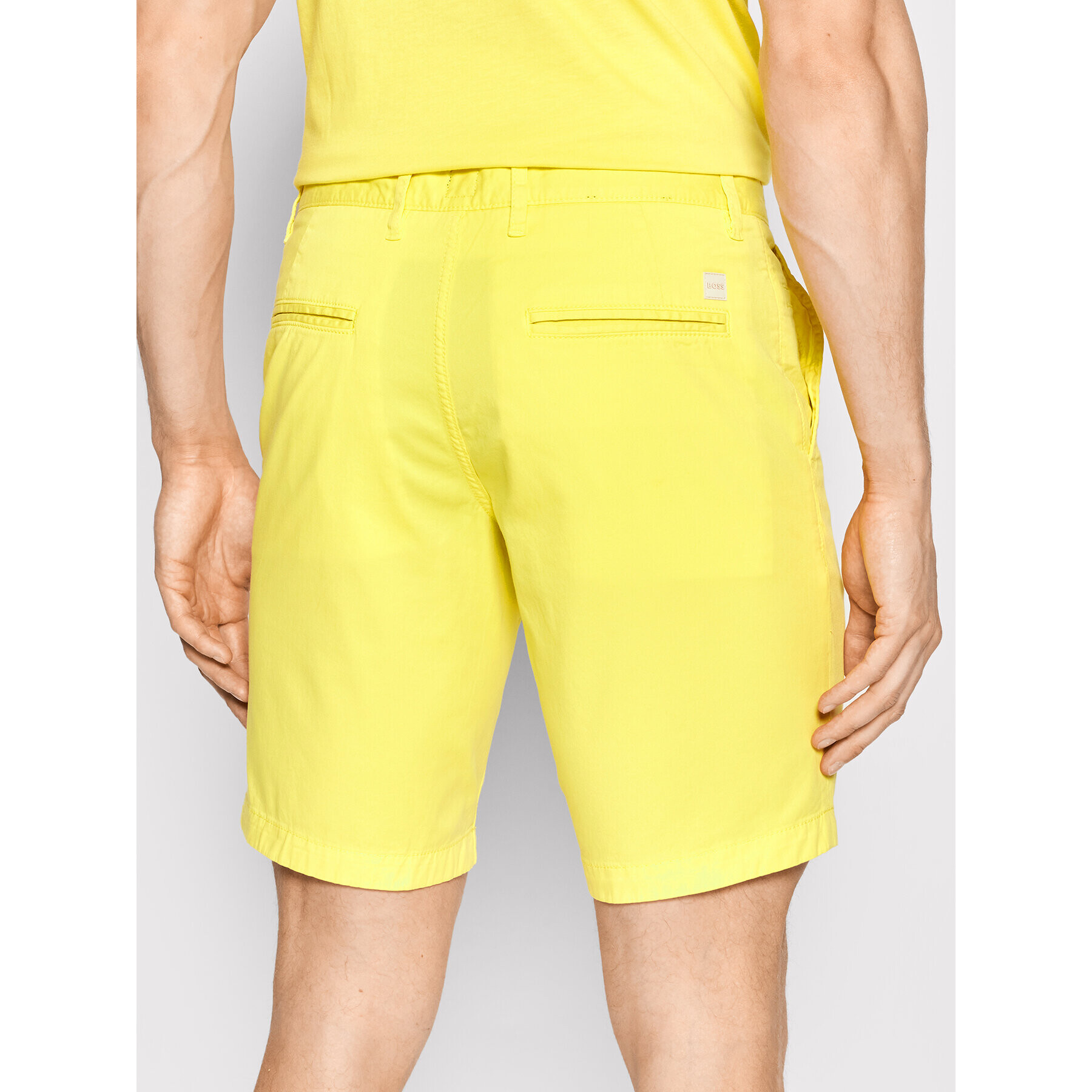 Boss Шорти от плат Schino 50467083 Жълт Slim Fit - Pepit.bg