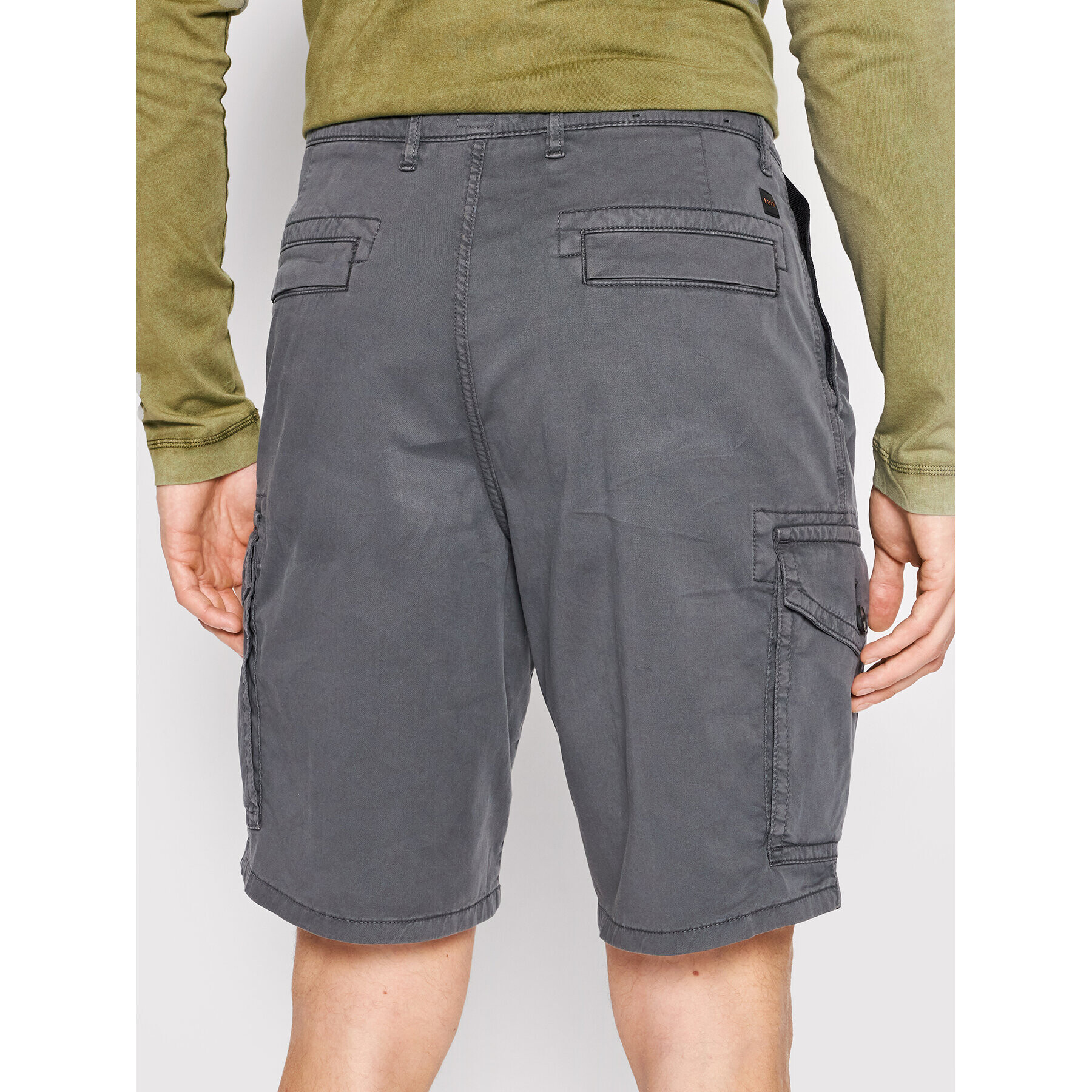 Boss Шорти от плат Seiland 50467635 Сив Relaxed Fit - Pepit.bg