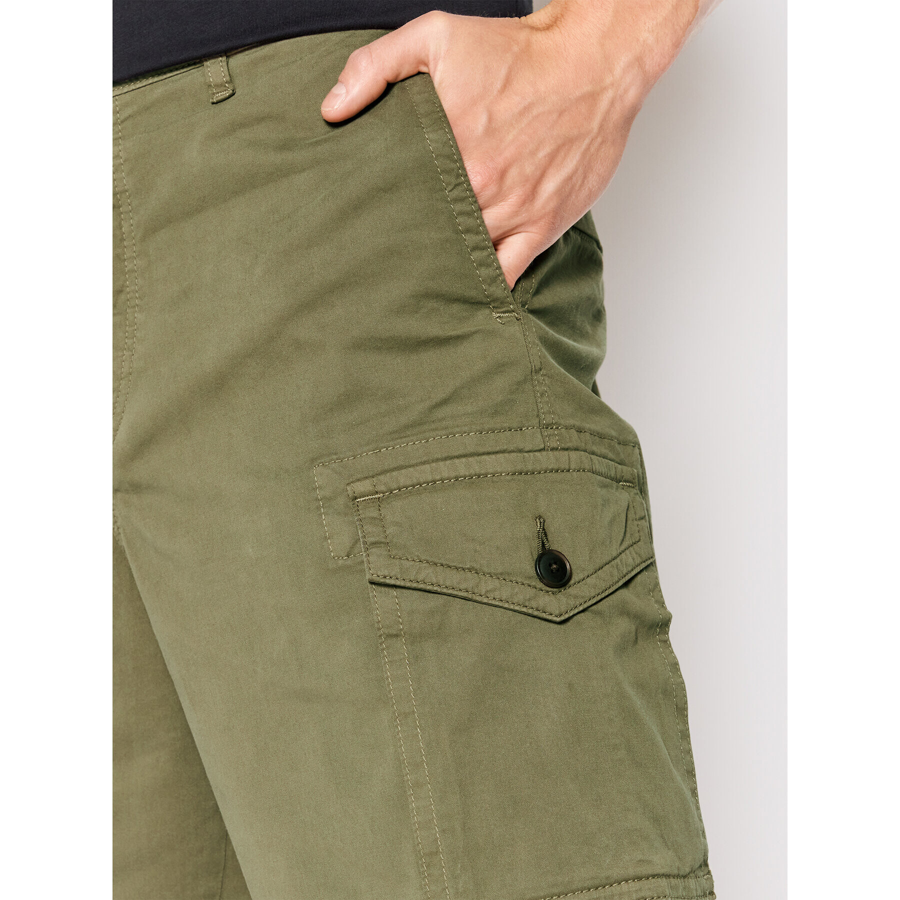 Boss Шорти от плат Seiland 50467635 Зелен Relaxed Fit - Pepit.bg