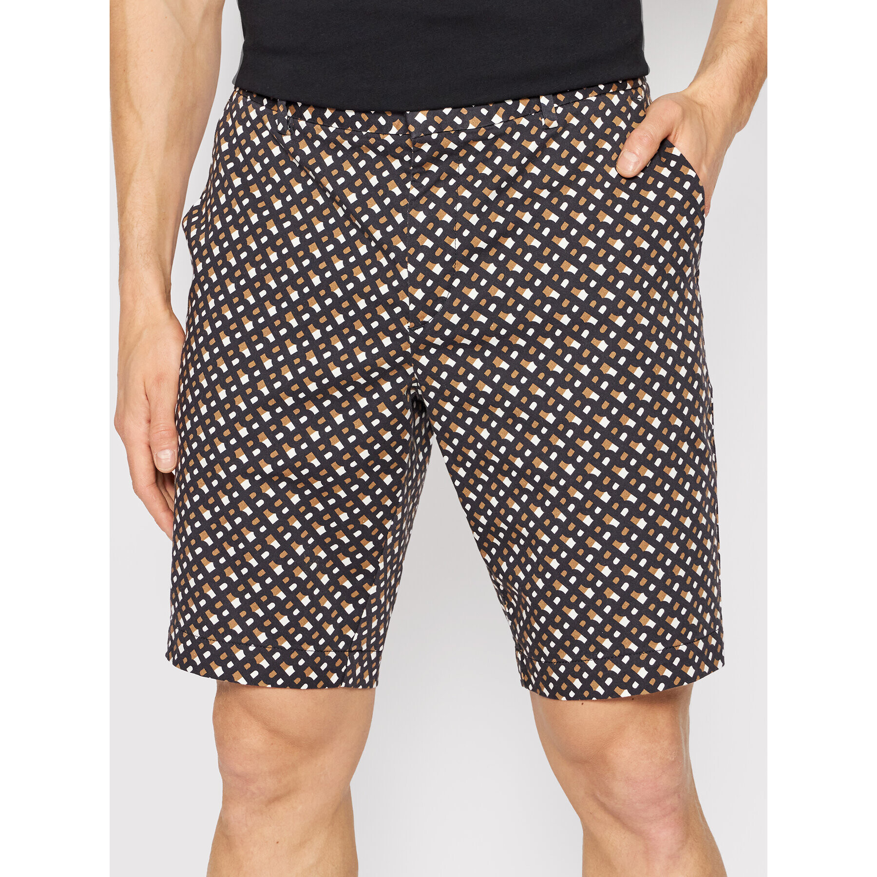 Boss Шорти от плат Slice 50468194 Кафяв Slim Fit - Pepit.bg