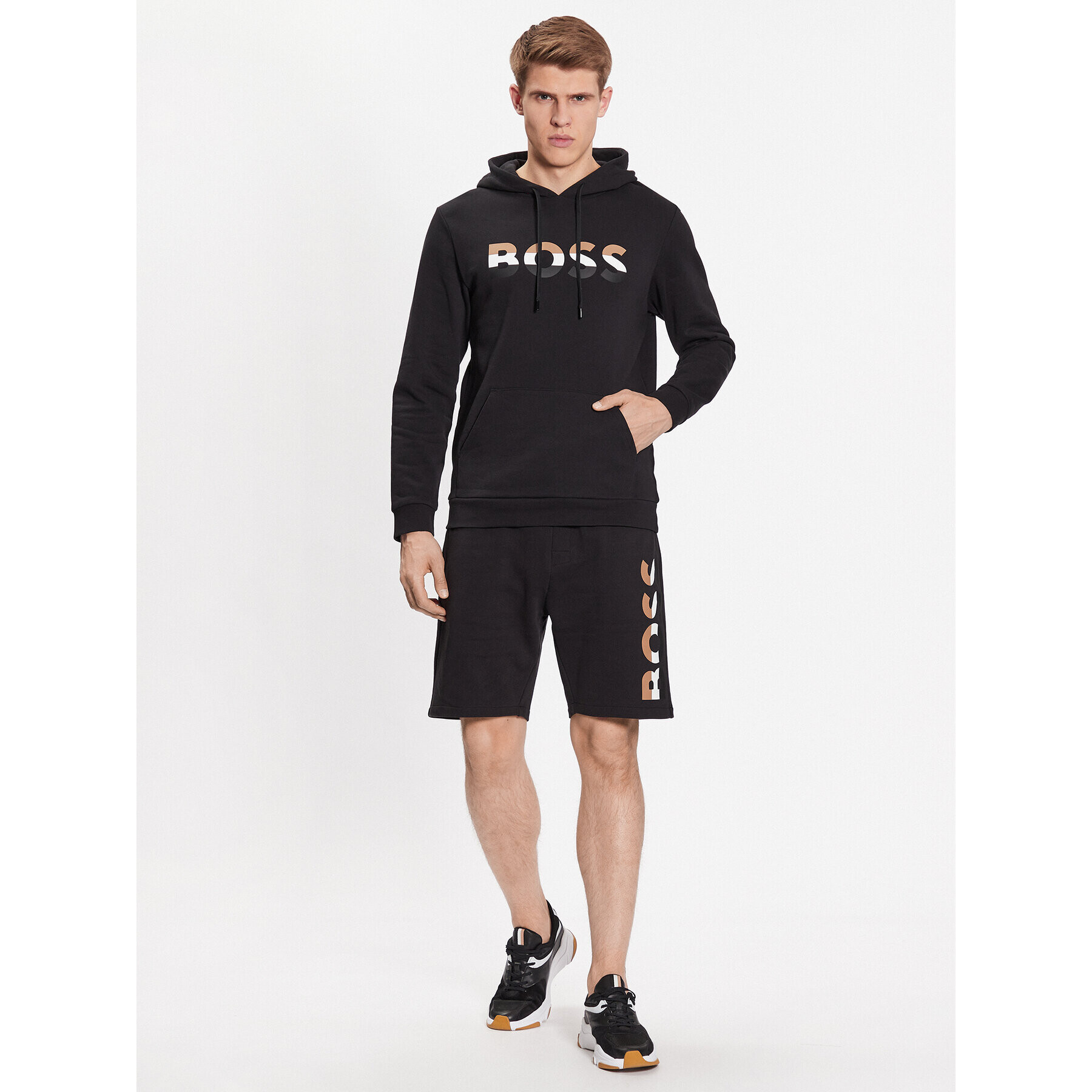 Boss Спортни шорти Iconic 50492354 Черен Regular Fit - Pepit.bg