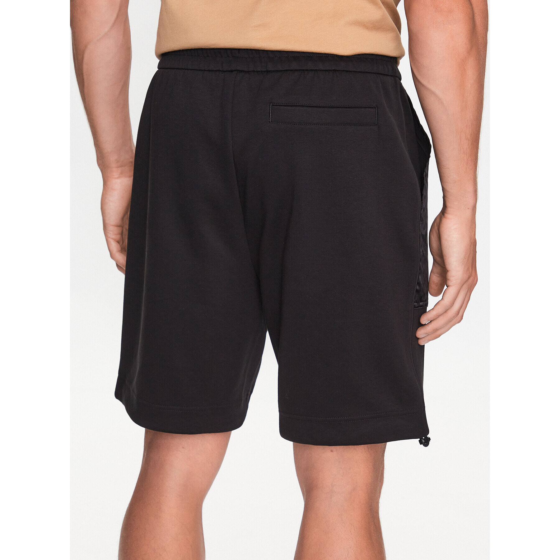 Boss Спортни шорти 50494060 Черен Regular Fit - Pepit.bg