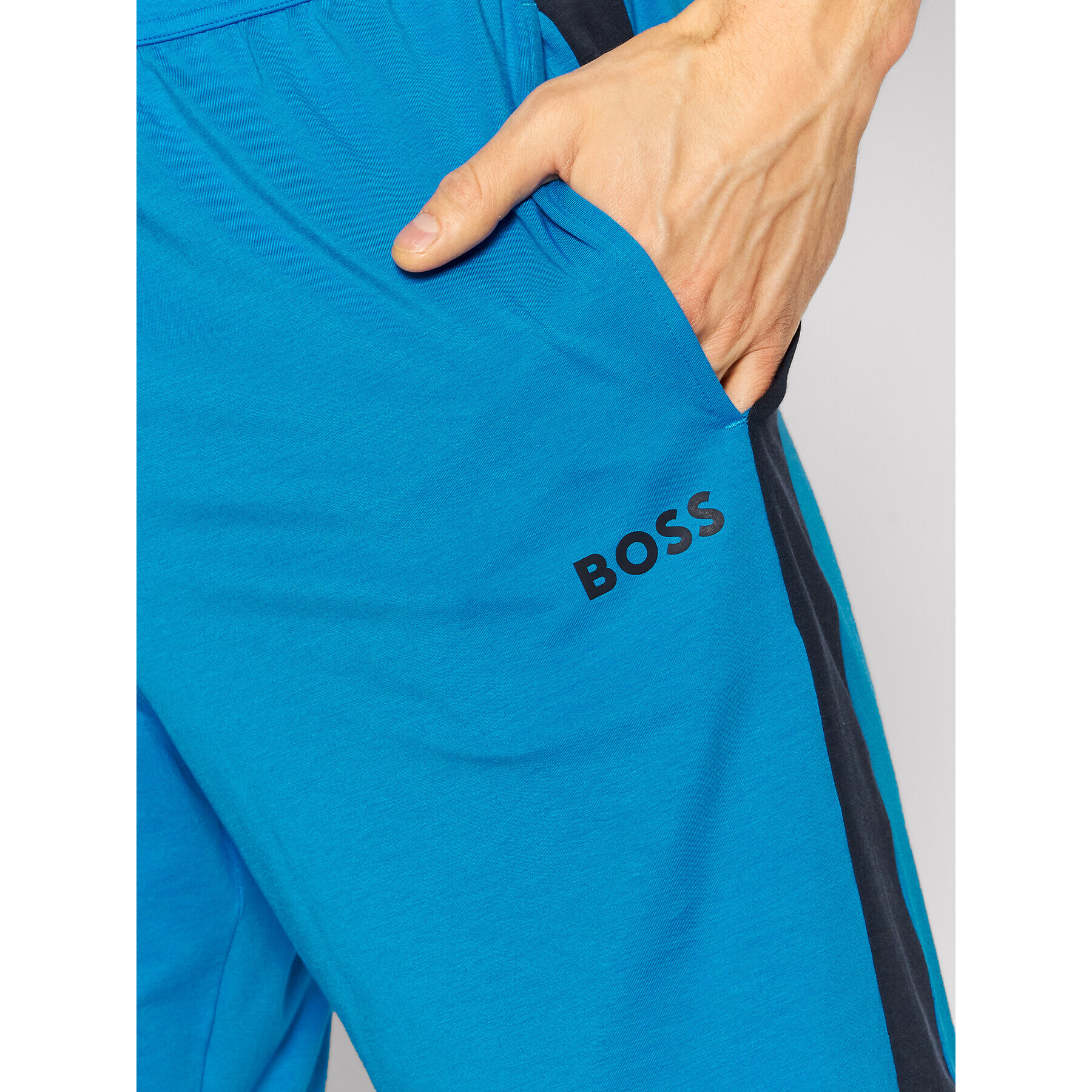 Boss Спортни шорти Balance 50465564 Син Regular Fit - Pepit.bg