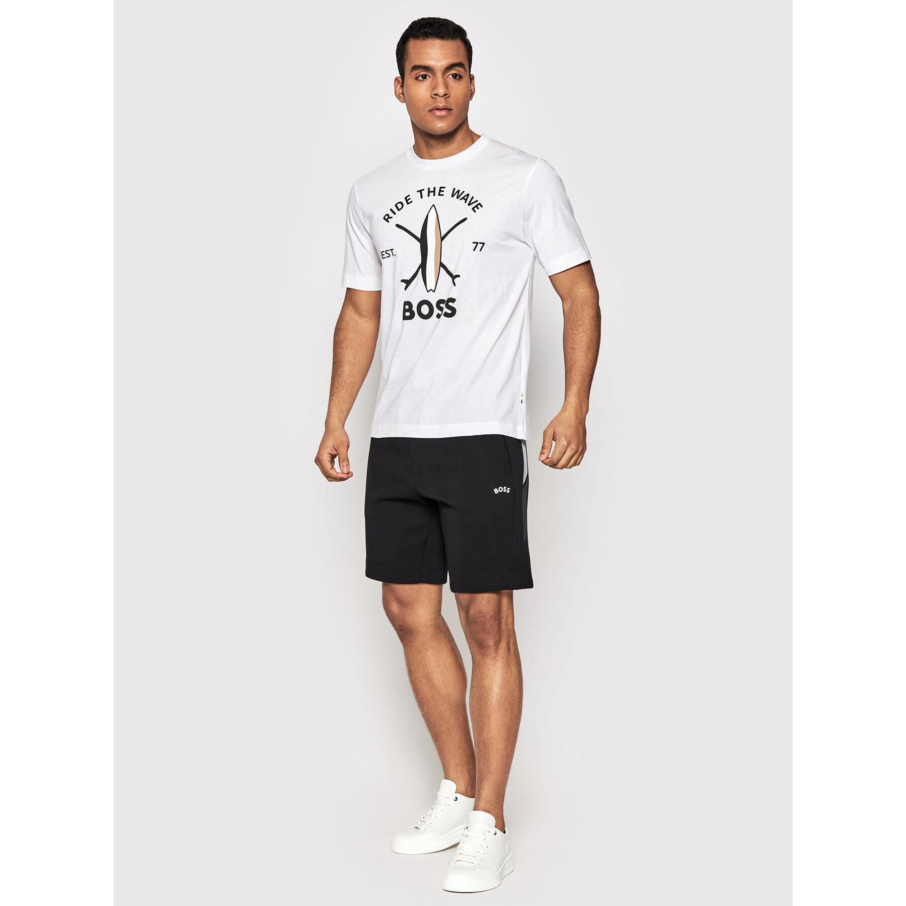 Boss Спортни шорти Headio 2 50469379 Черен Regular Fit - Pepit.bg