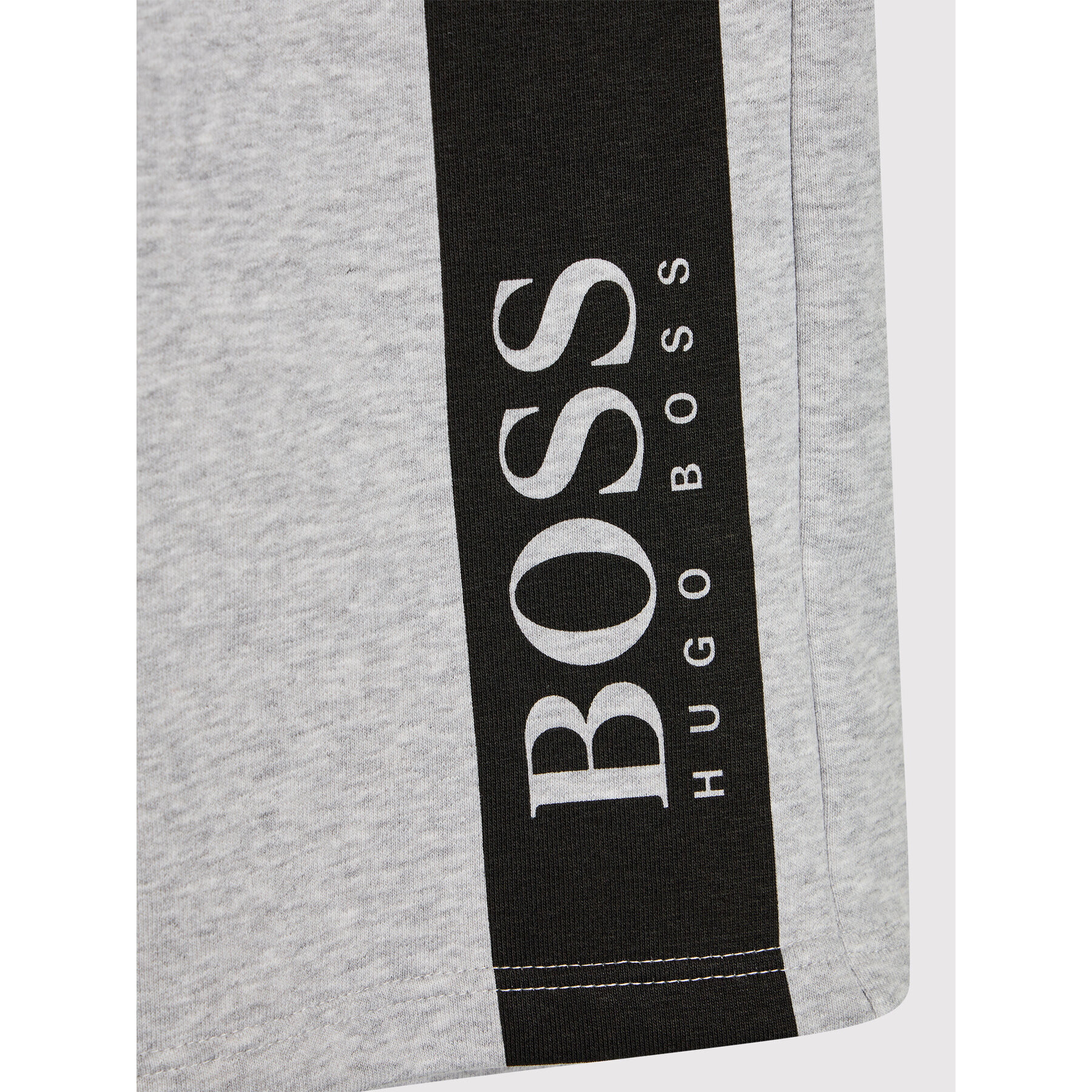 Boss Спортни шорти J24744 D Сив Regular Fit - Pepit.bg