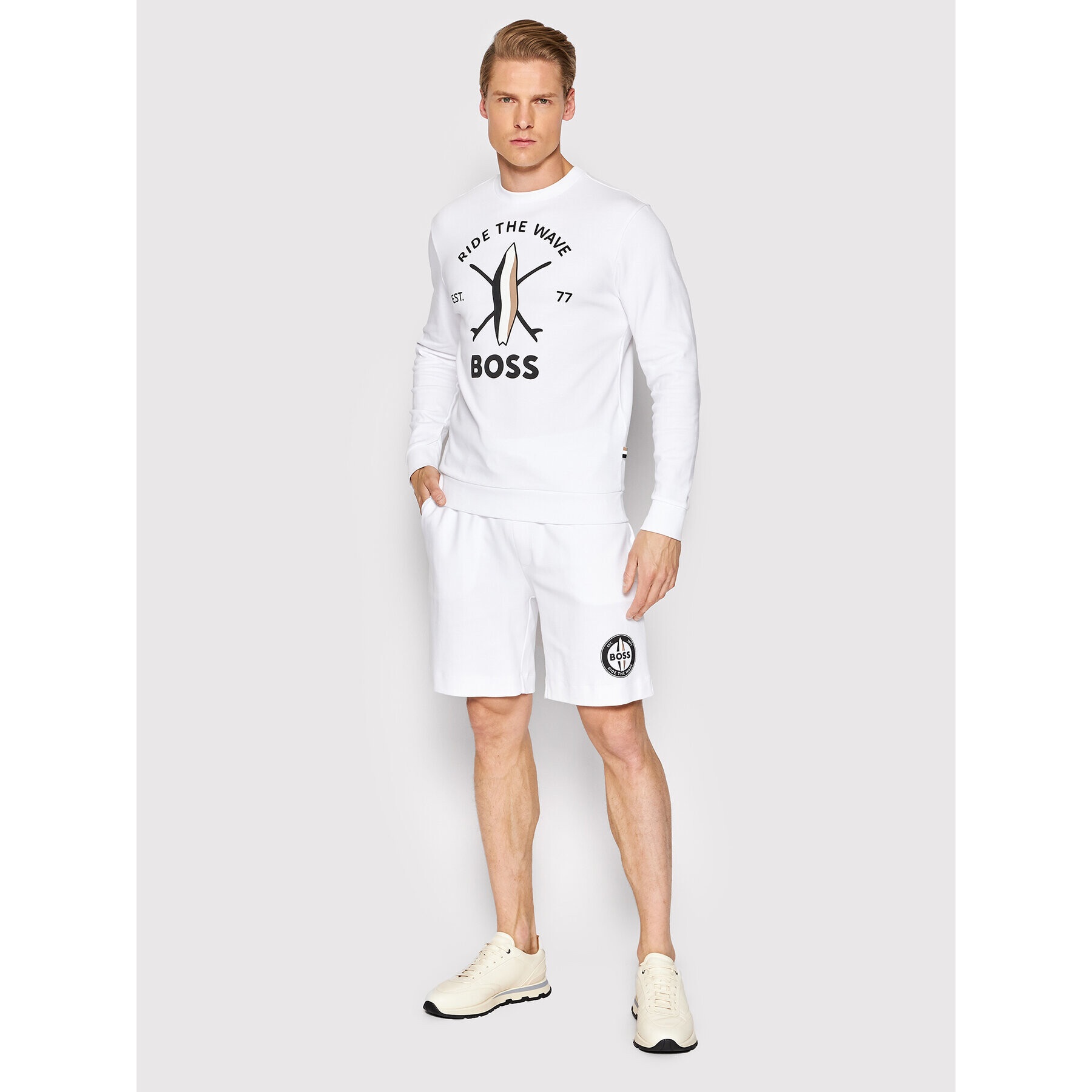 Boss Спортни шорти Jisan 50469223 Бял Regular Fit - Pepit.bg