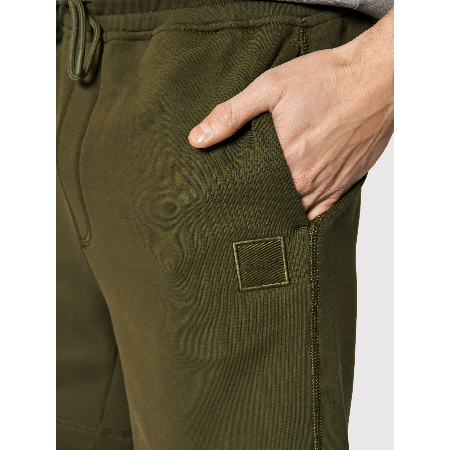 Boss Спортни шорти Sewalk 50468454 Зелен Regular FIt - Pepit.bg