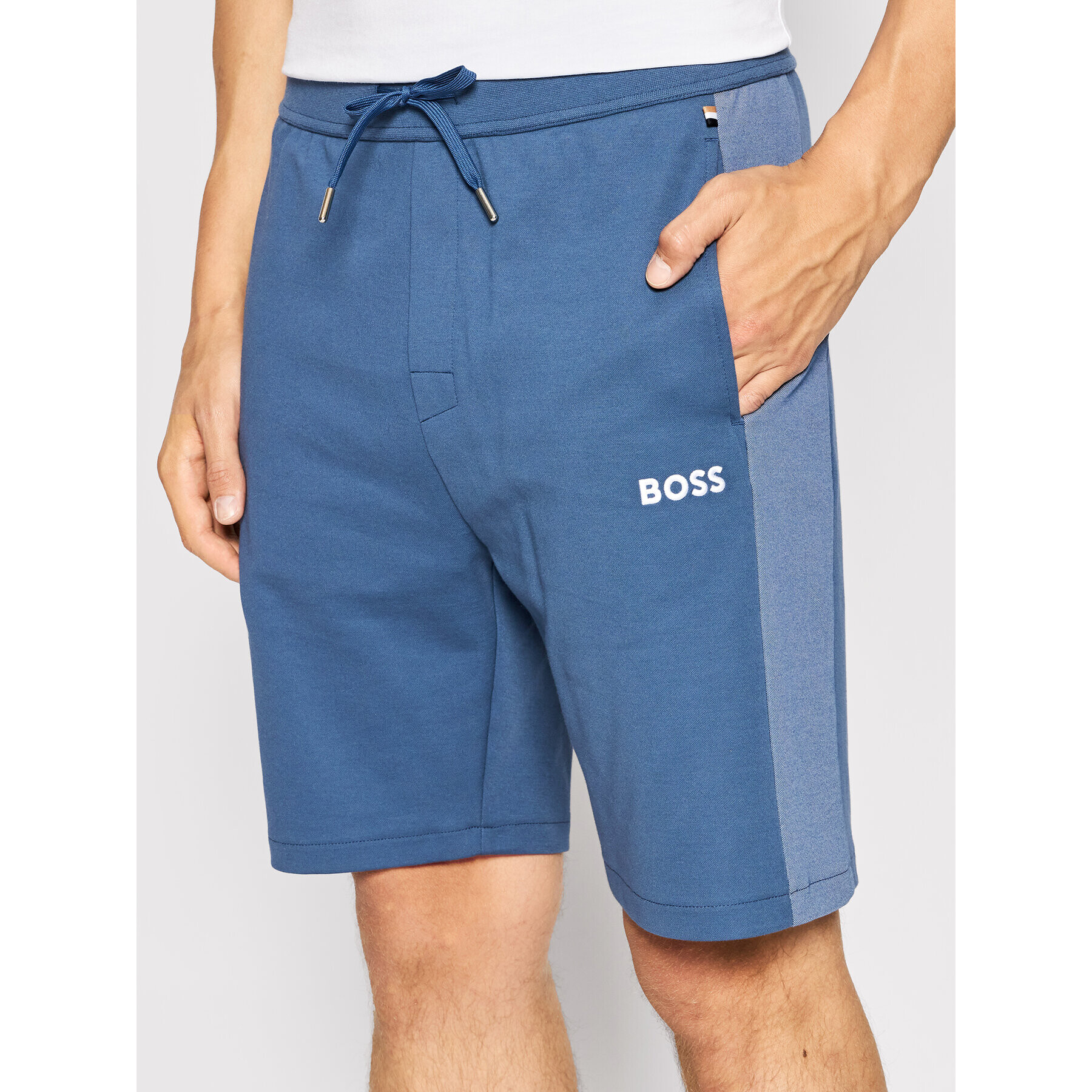 Boss Спортни шорти Tracksuit 50469637 Син Regular Fit - Pepit.bg