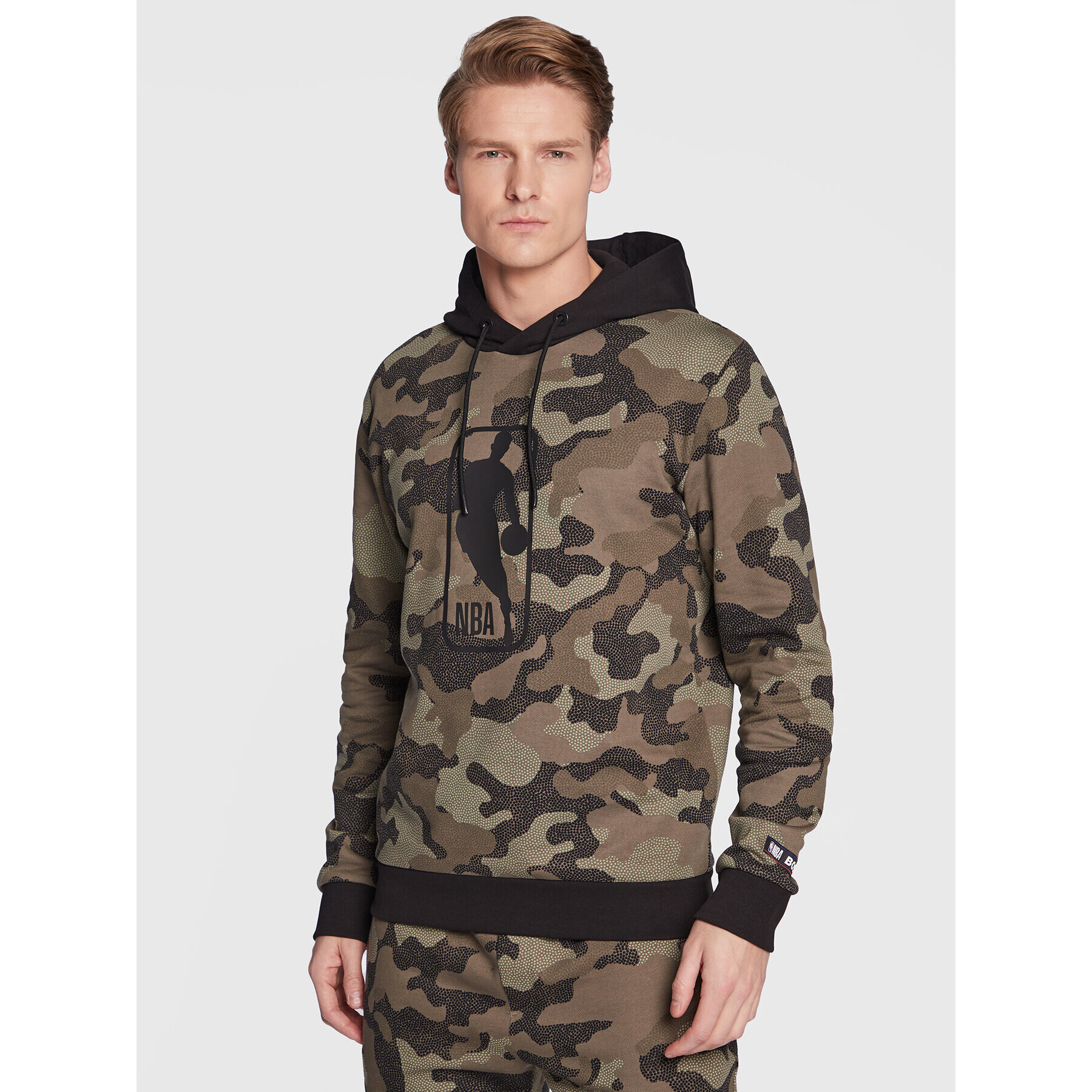 Boss Суитшърт NBA W_Camo 50477453 Зелен Regular Fit - Pepit.bg