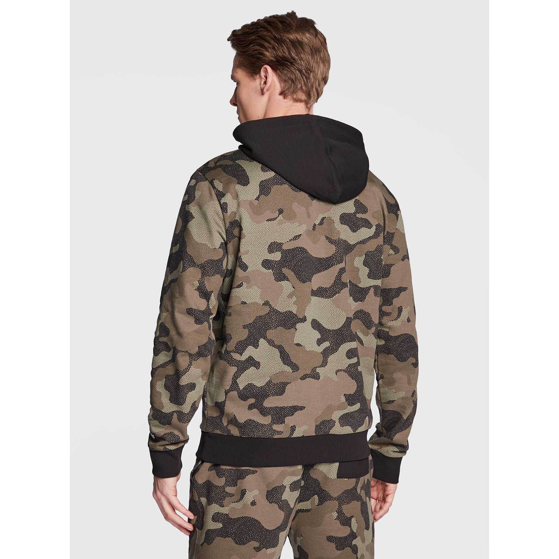Boss Суитшърт NBA W_Camo 50477453 Зелен Regular Fit - Pepit.bg