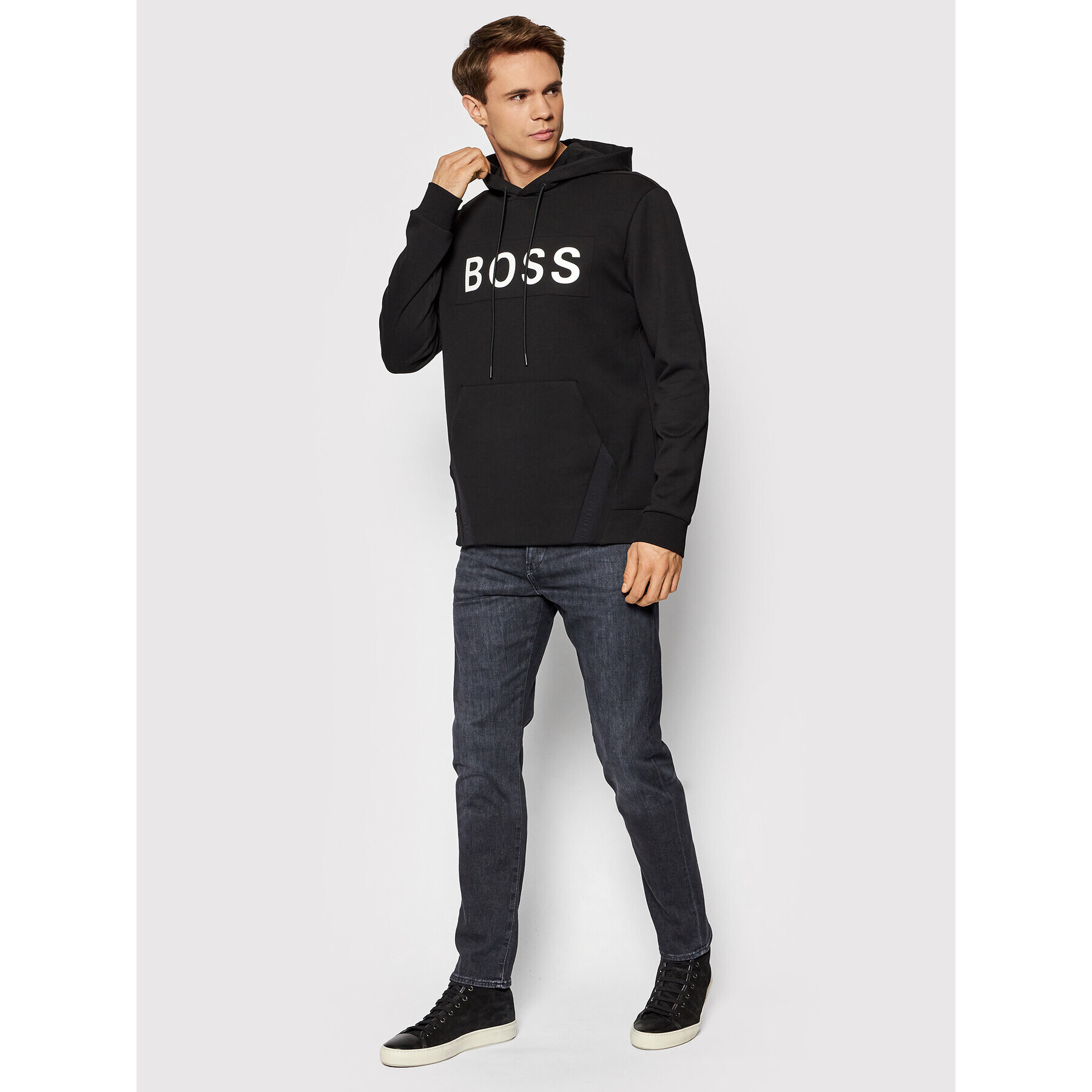 Boss Суитшърт Soody 1 50461617 Черен Regular Fit - Pepit.bg
