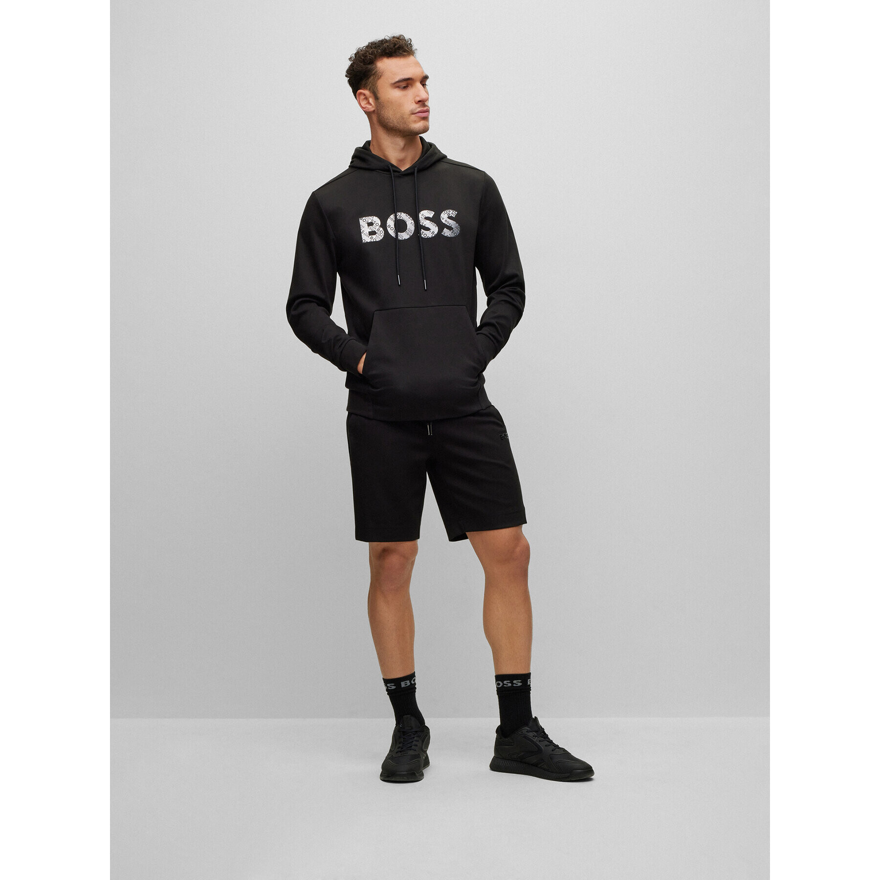 Boss Суитшърт Soody Mirror 50486853 Черен Regular Fit - Pepit.bg