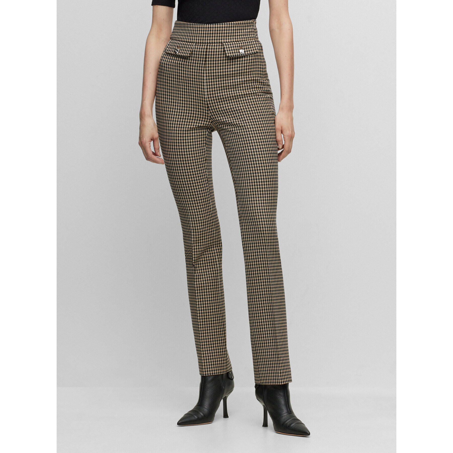 Boss Текстилни панталони 50500111 Бежов Slim Fit - Pepit.bg