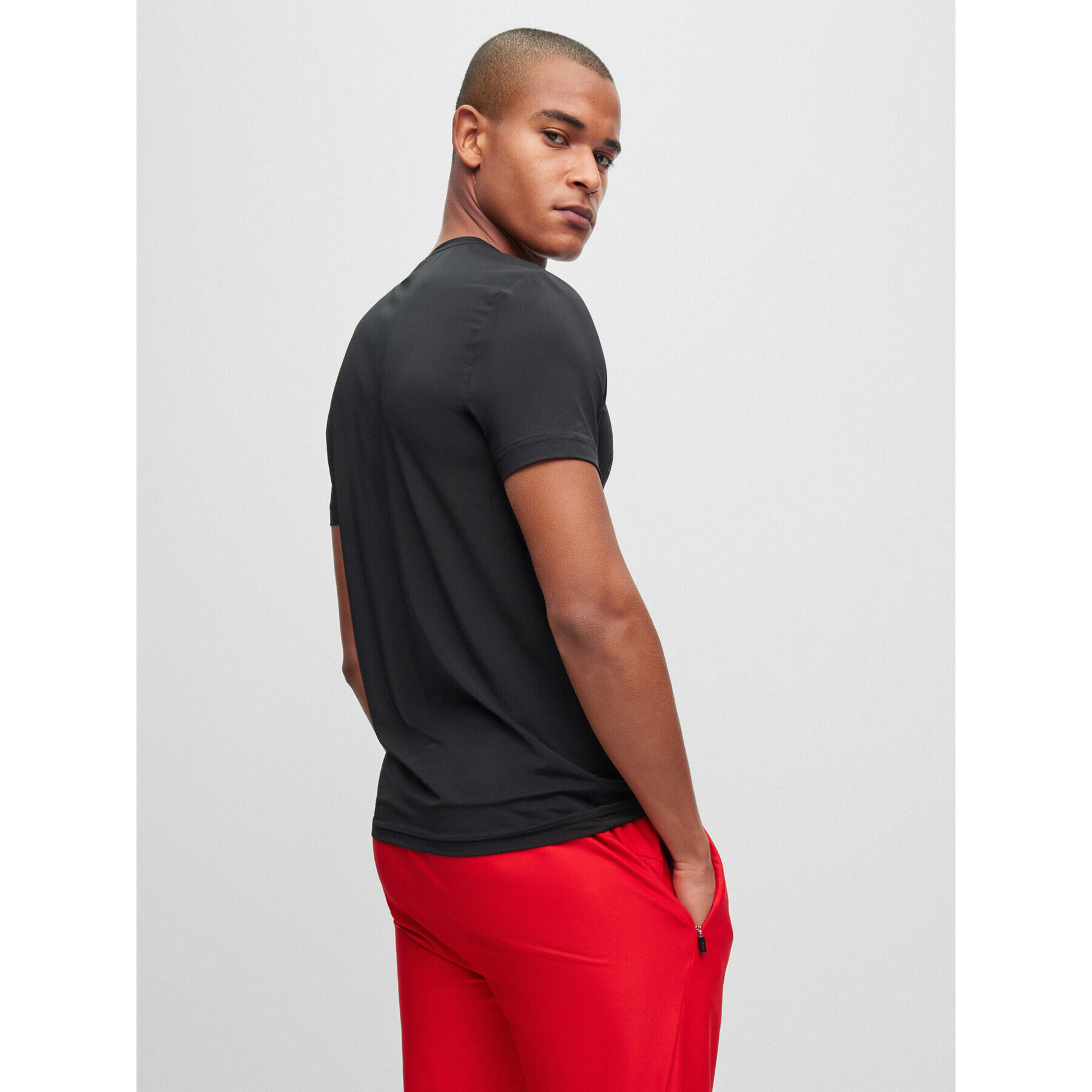 Boss Тишърт 50494339 Черен Slim Fit - Pepit.bg