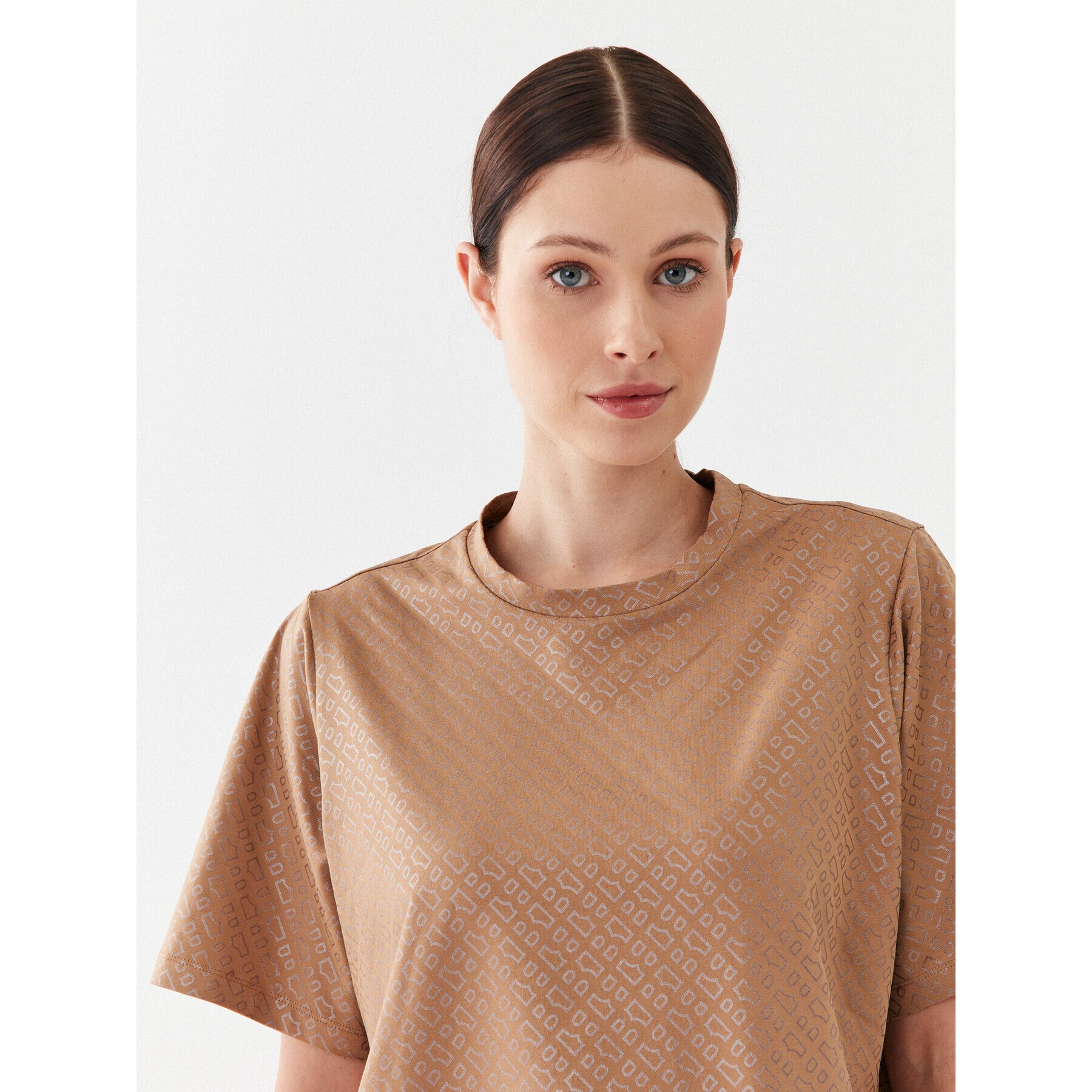Boss Тишърт Ekri_Aop 50494353 Бежов Oversize - Pepit.bg