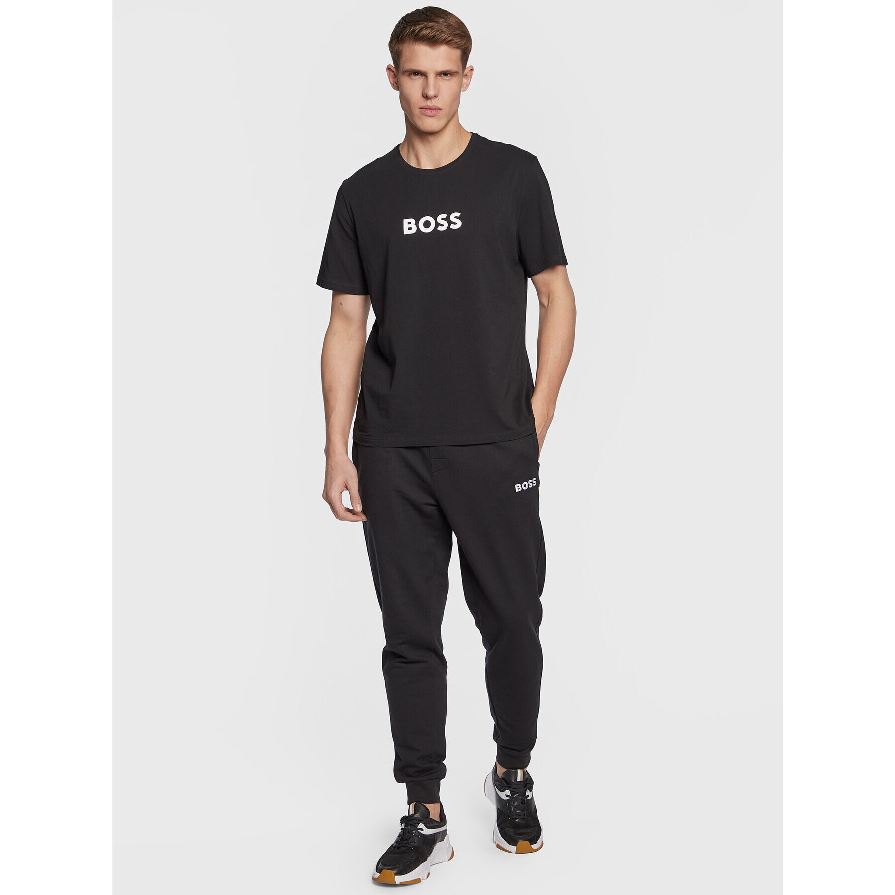 Boss Тишърт Easy 50485867 Черен Regular Fit - Pepit.bg