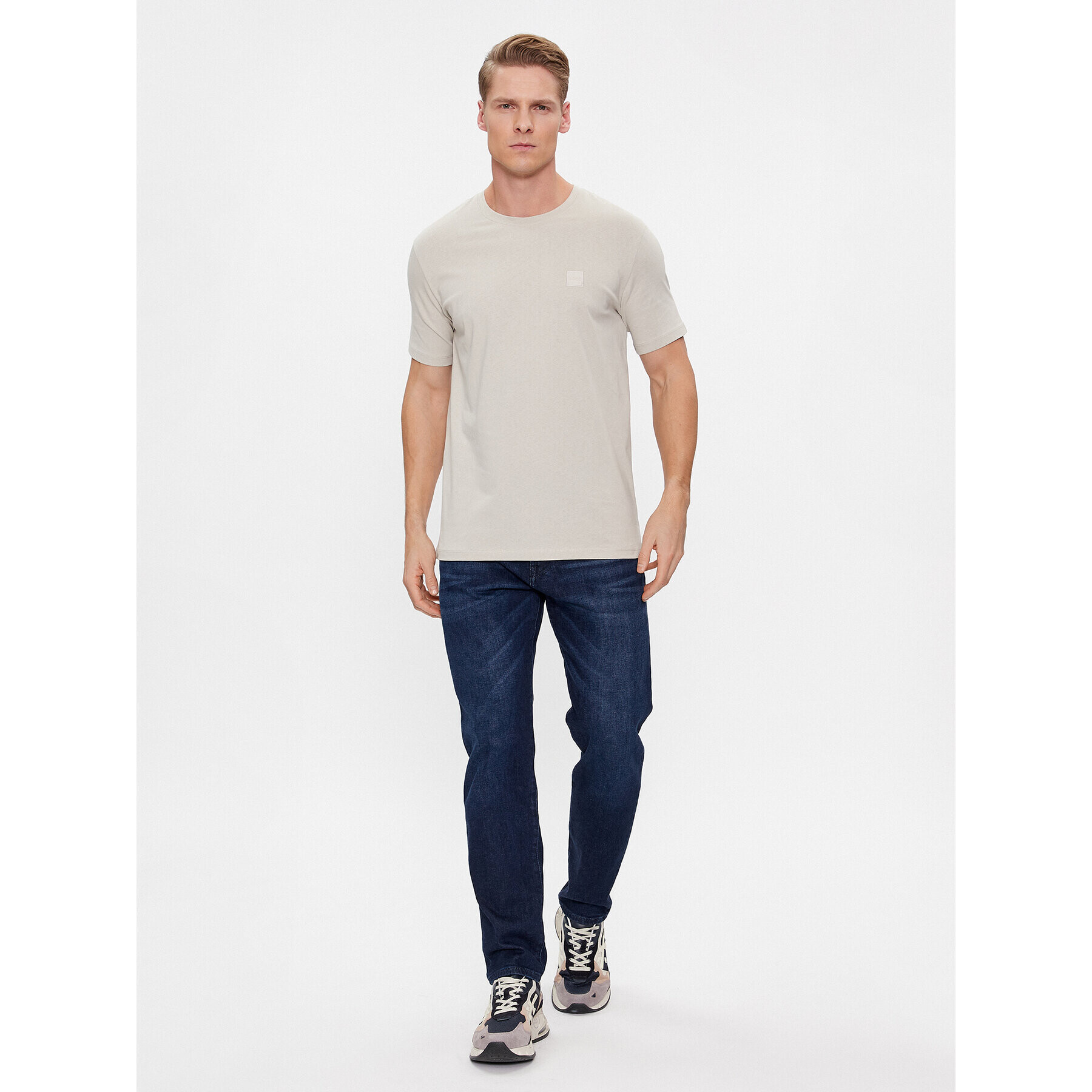 Boss Тишърт Tales 50508584 Бежов Relaxed Fit - Pepit.bg