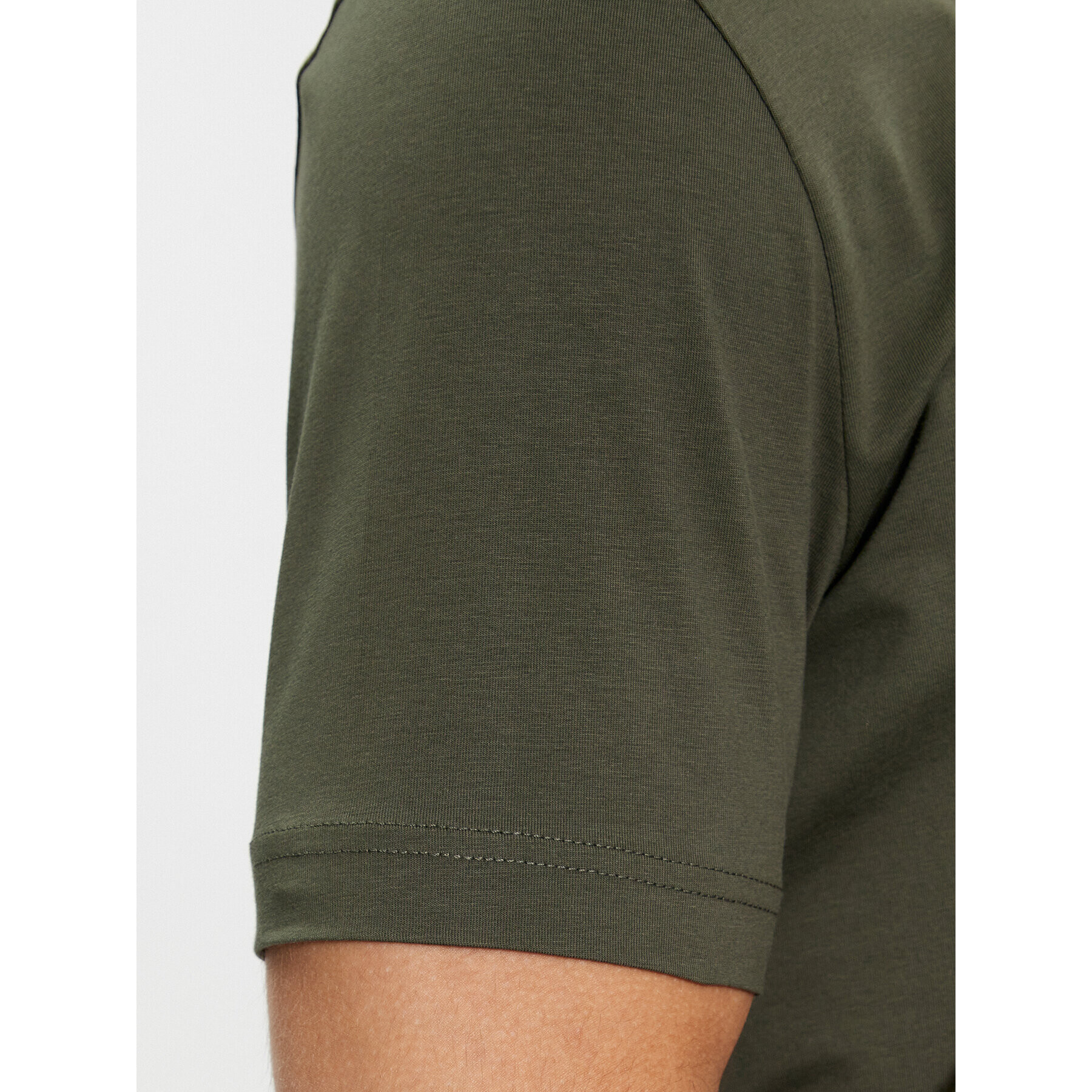 Boss Тишърт Tee 50506373 Зелен Regular Fit - Pepit.bg