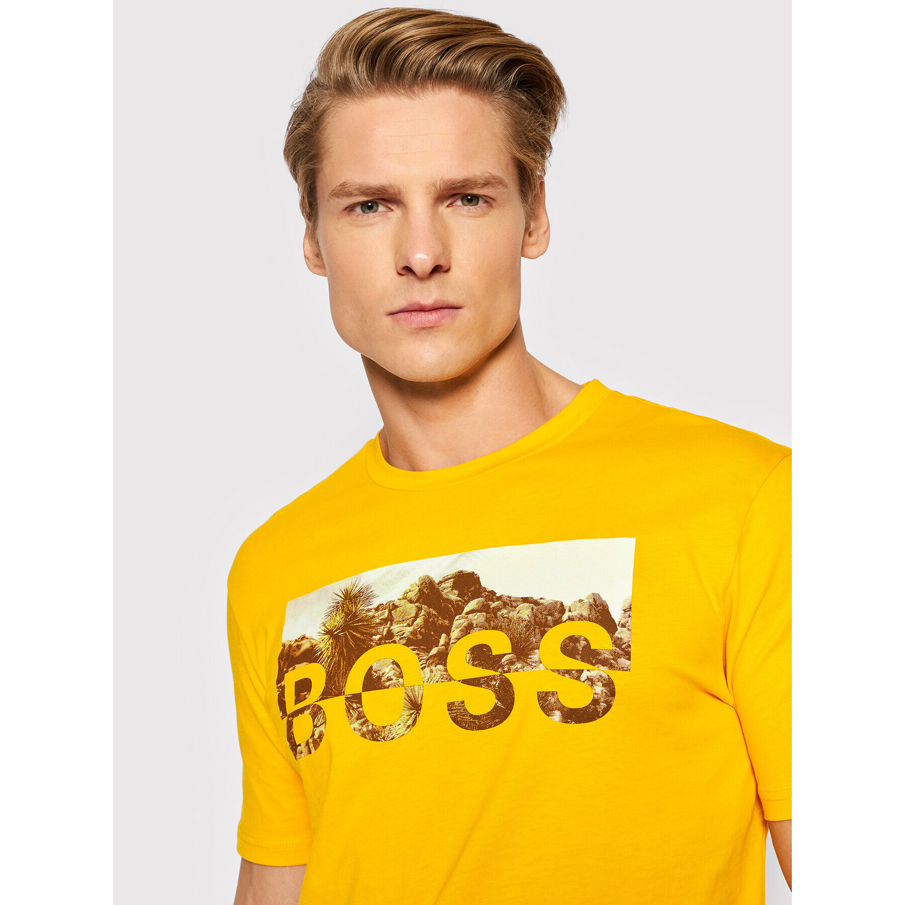 Boss Тишърт Tyro 3 50465365 Жълт Regular Fit - Pepit.bg