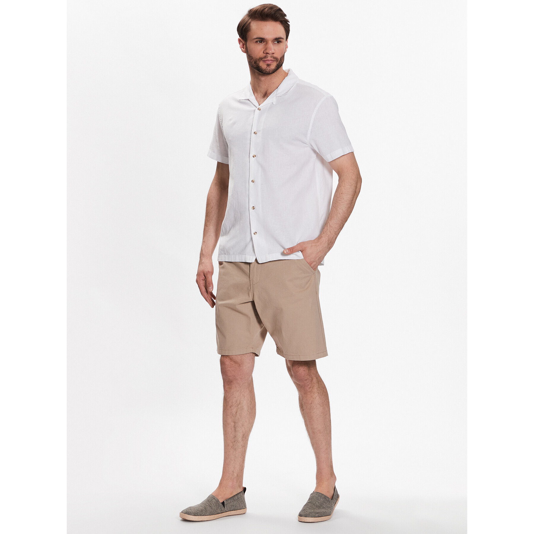 Brave Soul Шорти от плат MSRT-HAMPSON Екрю Regular Fit - Pepit.bg