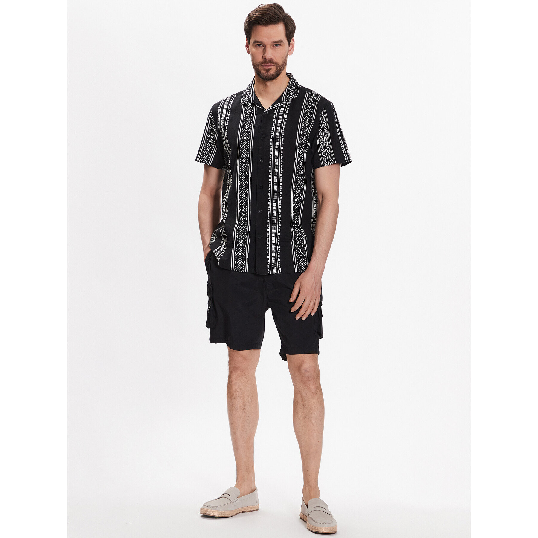 Brave Soul Шорти от плат MSRT-KITE Черен Regular Fit - Pepit.bg