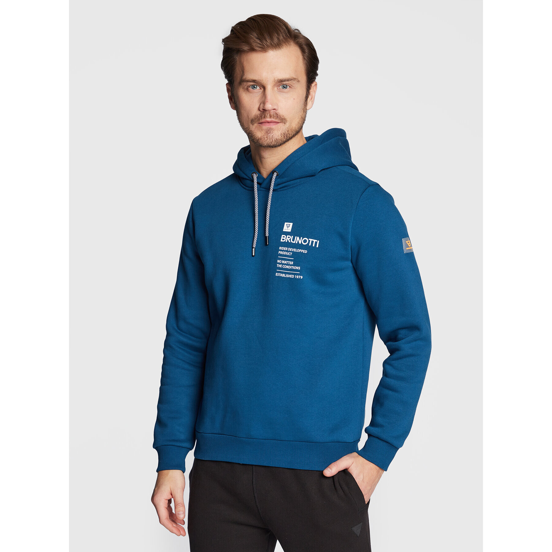 Brunotti Суитшърт Ratcher 2221120079 Син Regular Fit - Pepit.bg
