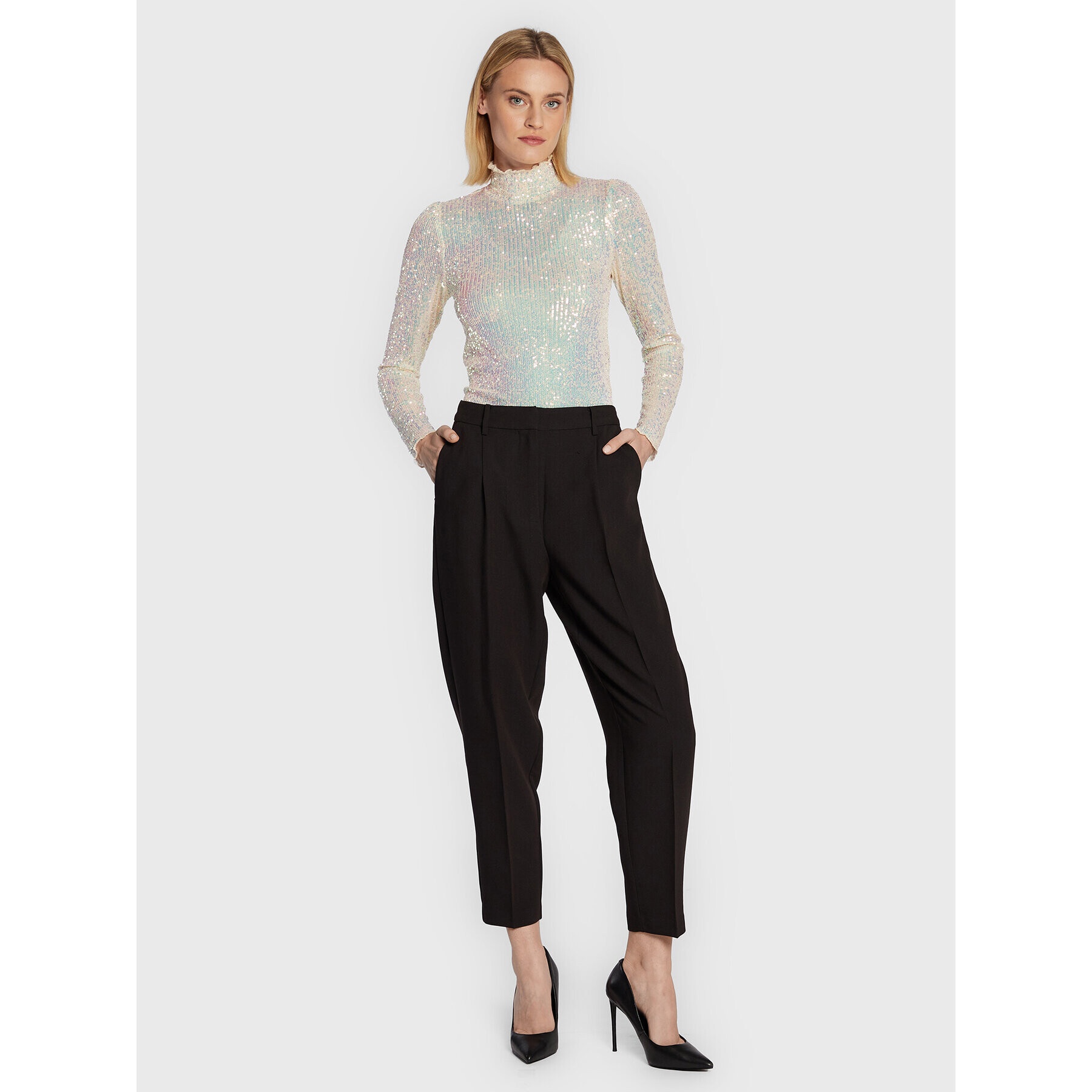 Bruuns Bazaar Блуза Candytuft Hanni BBW3079 Бежов Slim Fit - Pepit.bg