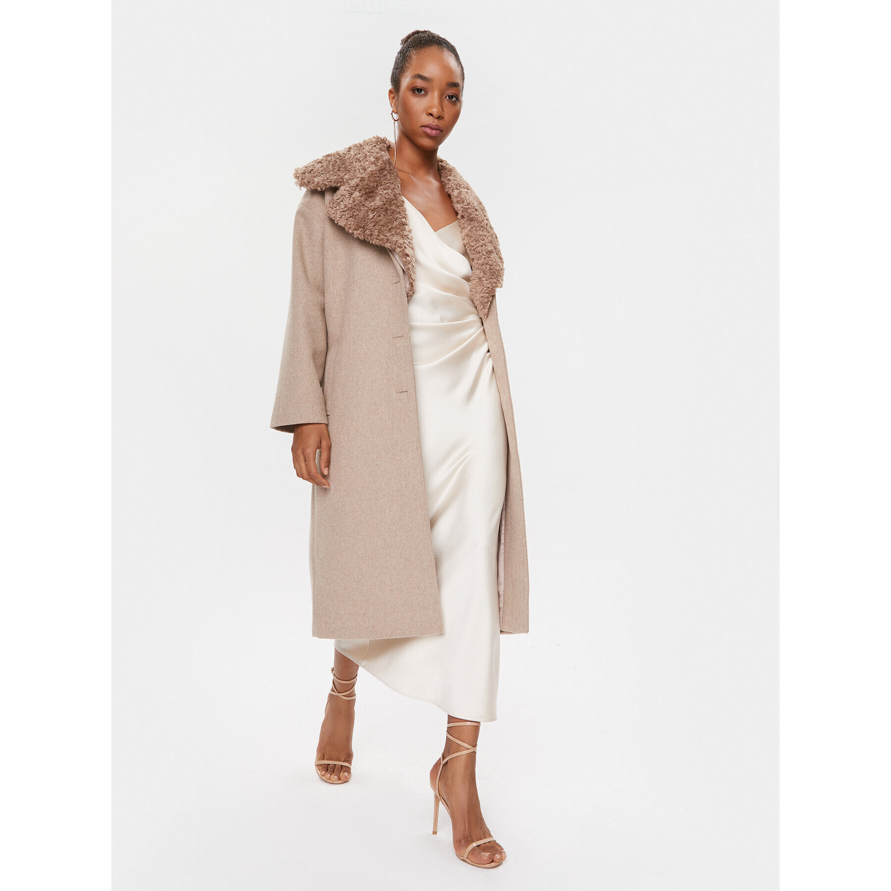 Bruuns Bazaar Преходно палто Durio Jezza BBW3571 Бежов Regular Fit - Pepit.bg