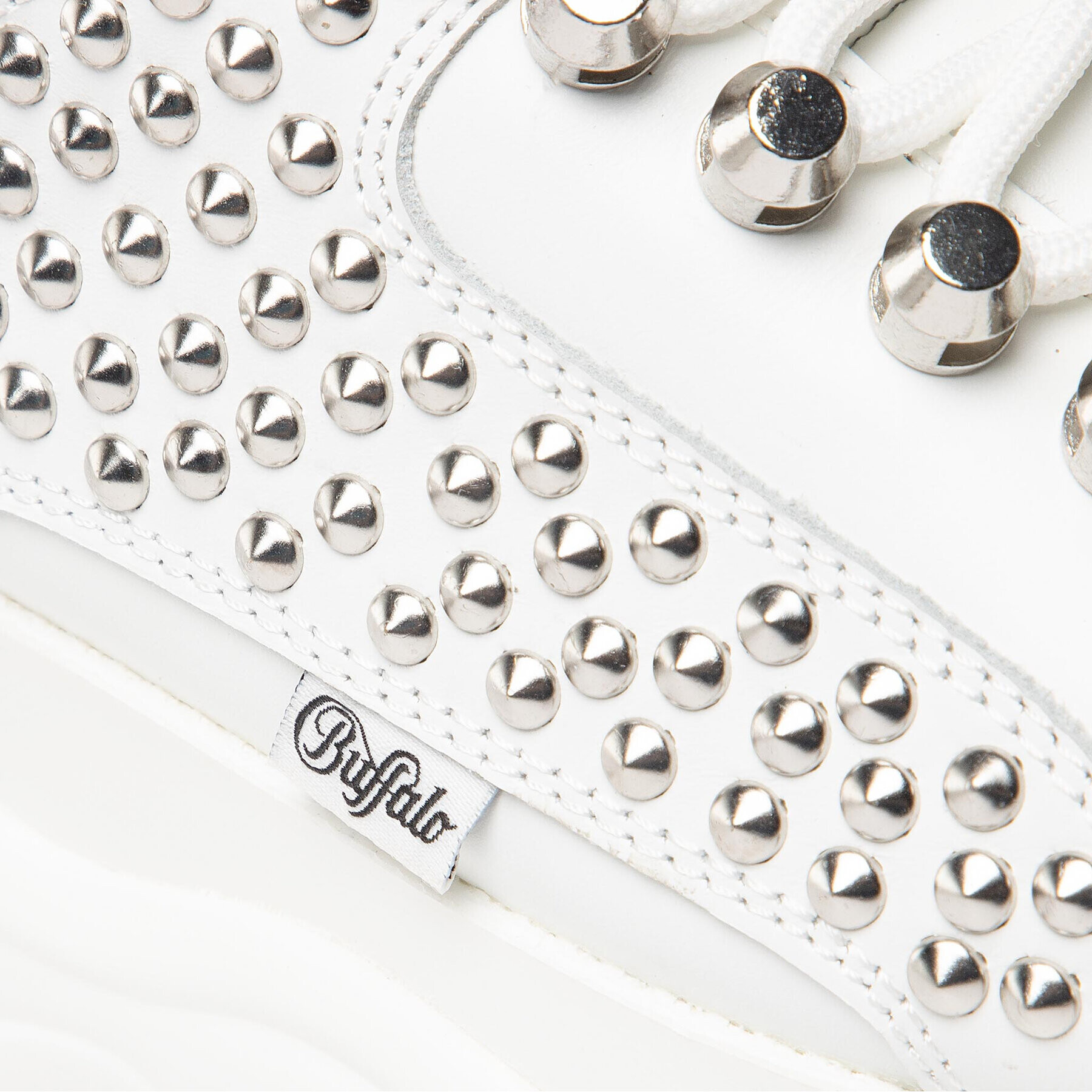 Buffalo London Сникърси 1339-14 Studs BN1533291 Бял - Pepit.bg